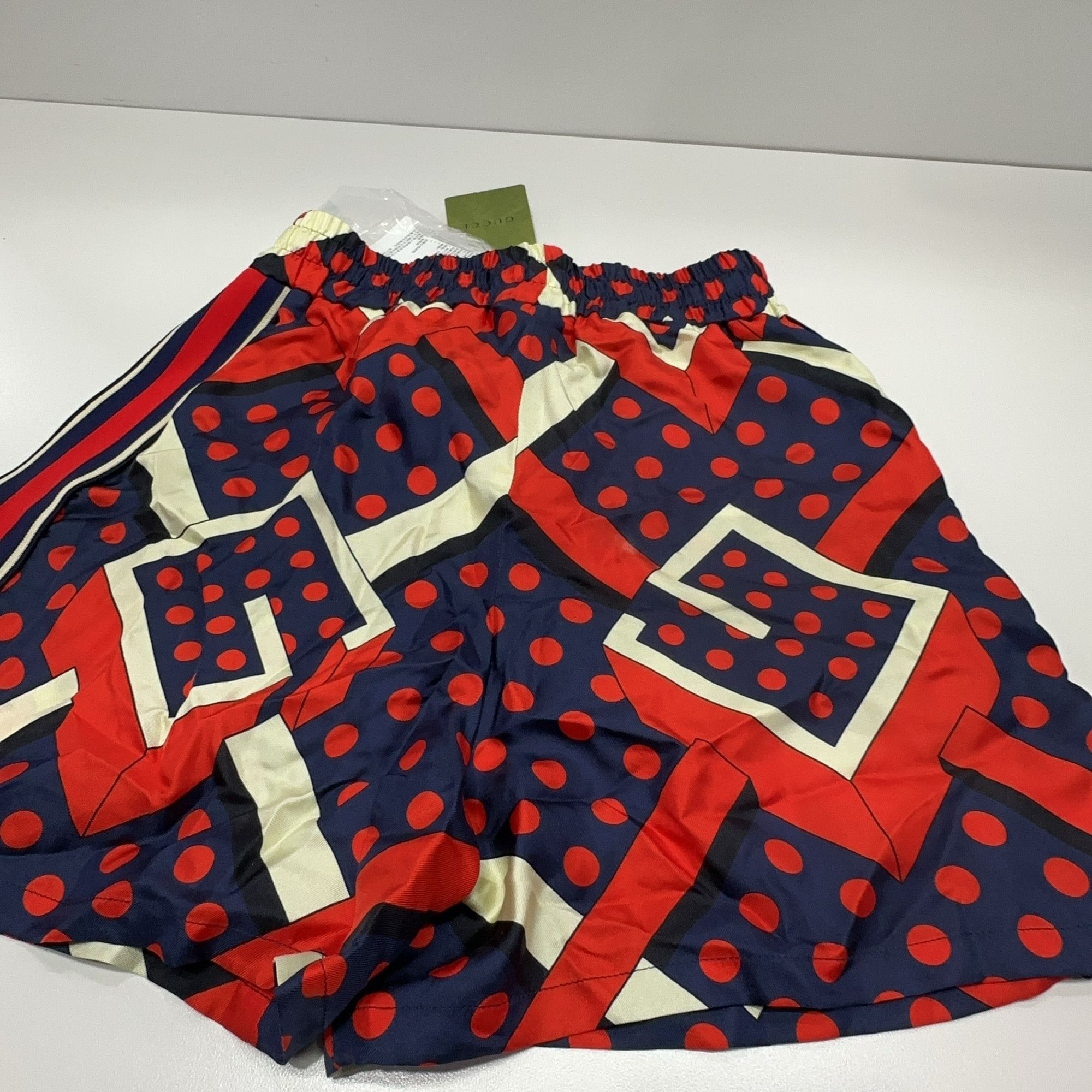 Gucci Gucci Polka Dot Maze Silk Shorts XS Size 26" / US 2 / IT 38 - 10 Thumbnail