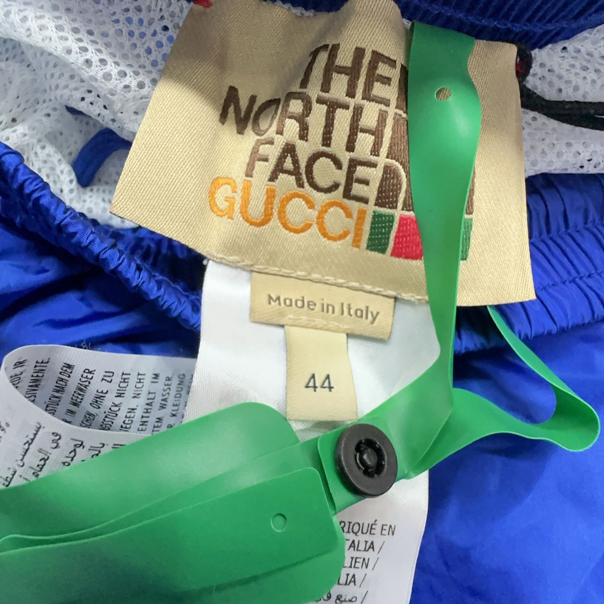 Gucci Gucci x The North Face Logo Print Shorts Size 28 Size US 28 / EU 44 - 3 Thumbnail