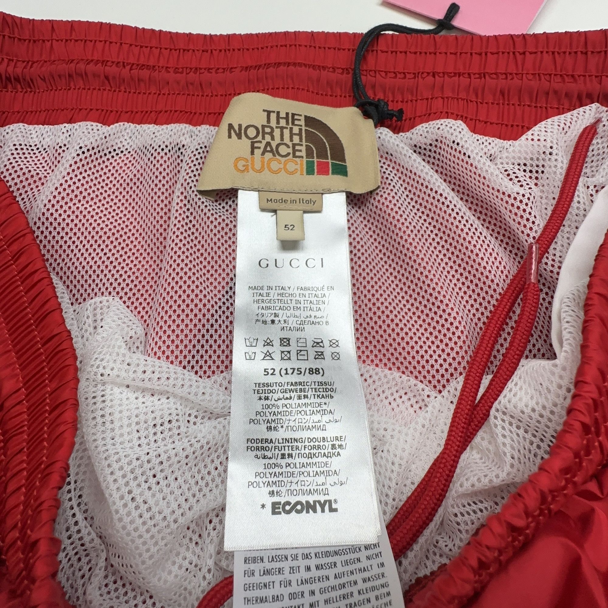 Gucci Gucci x The North Face Logo Print Shorts US 36 Size US 36 / EU 52 - 3 Thumbnail