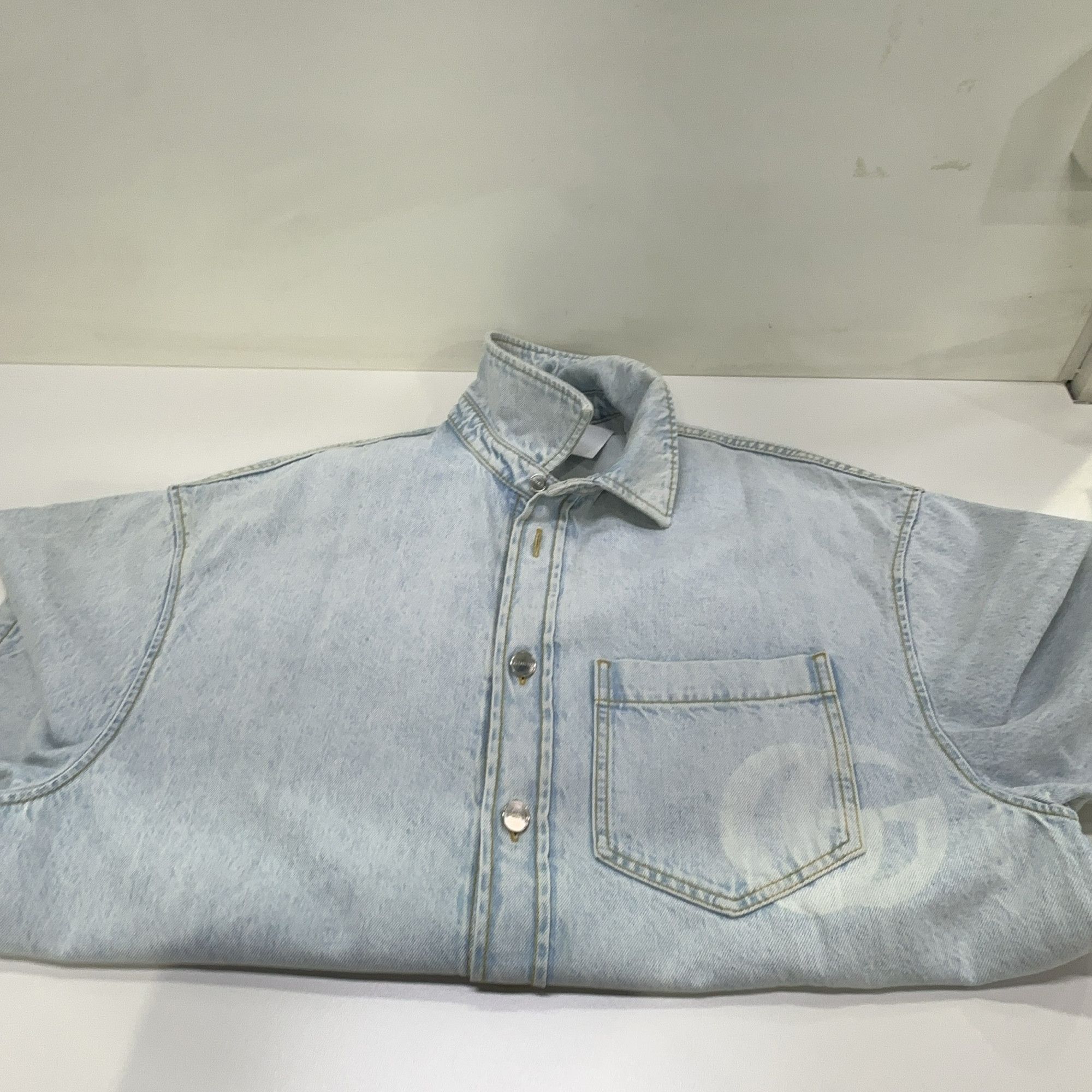 Gucci Gucci Laser Print Denim Short Sleeve Shirt 44 Size US S / EU 44-46 / 1 - 13 Thumbnail