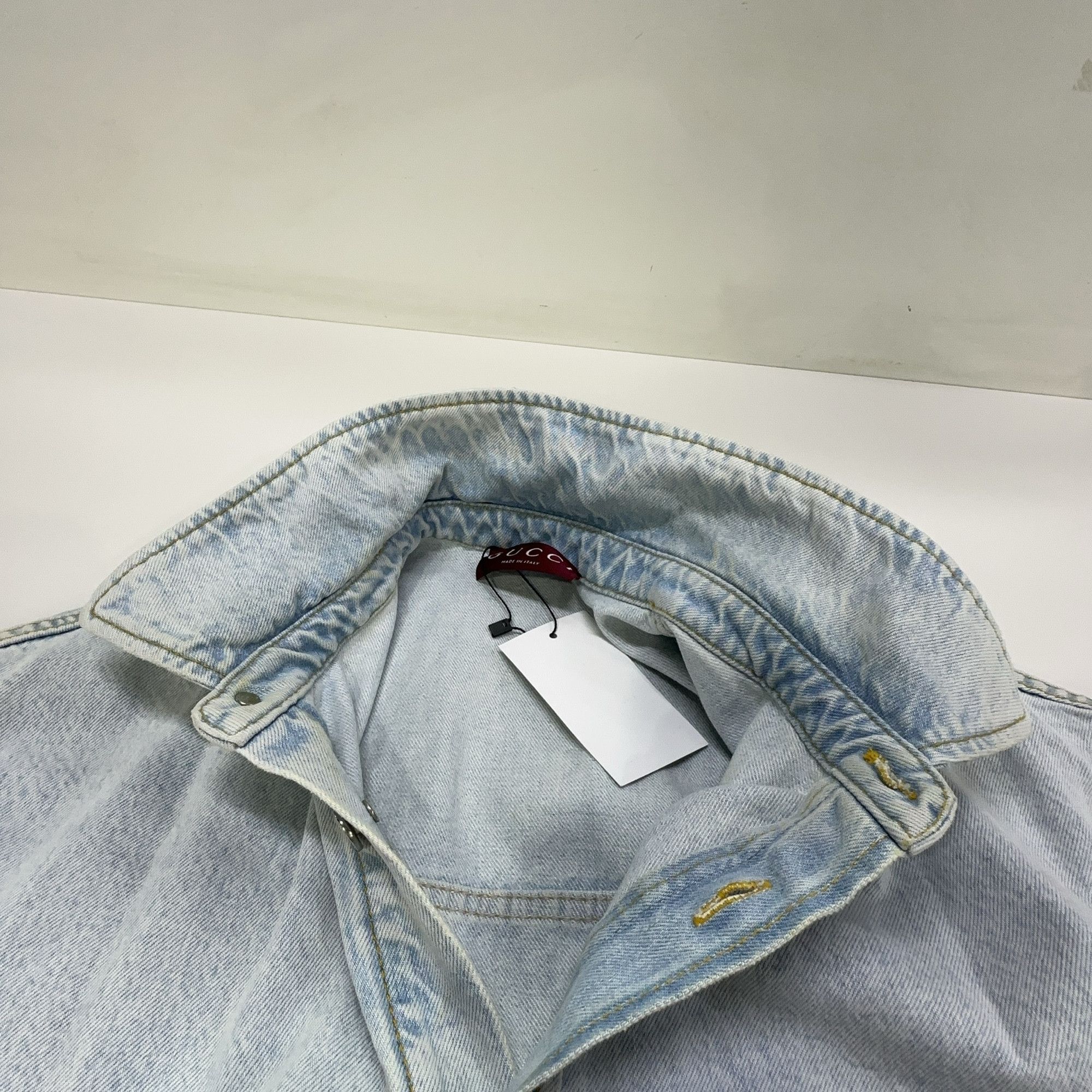 Gucci Gucci Laser Print Denim Short Sleeve Shirt 44 Size US S / EU 44-46 / 1 - 12 Thumbnail