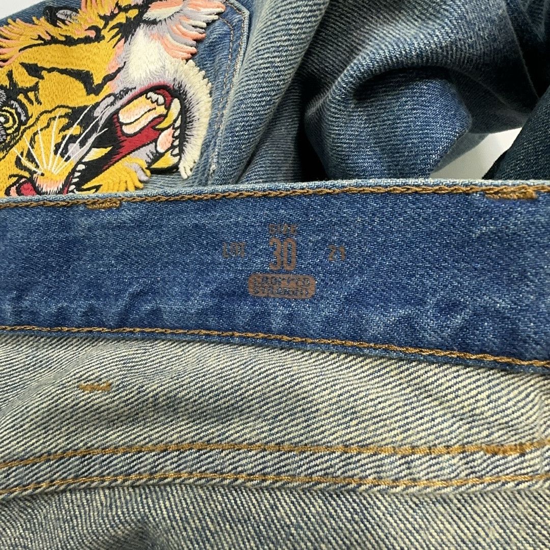 Gucci Gucci Tiger Head Embroidered Denim Jeans 30 Size US 30 / EU 46 - 3 Thumbnail
