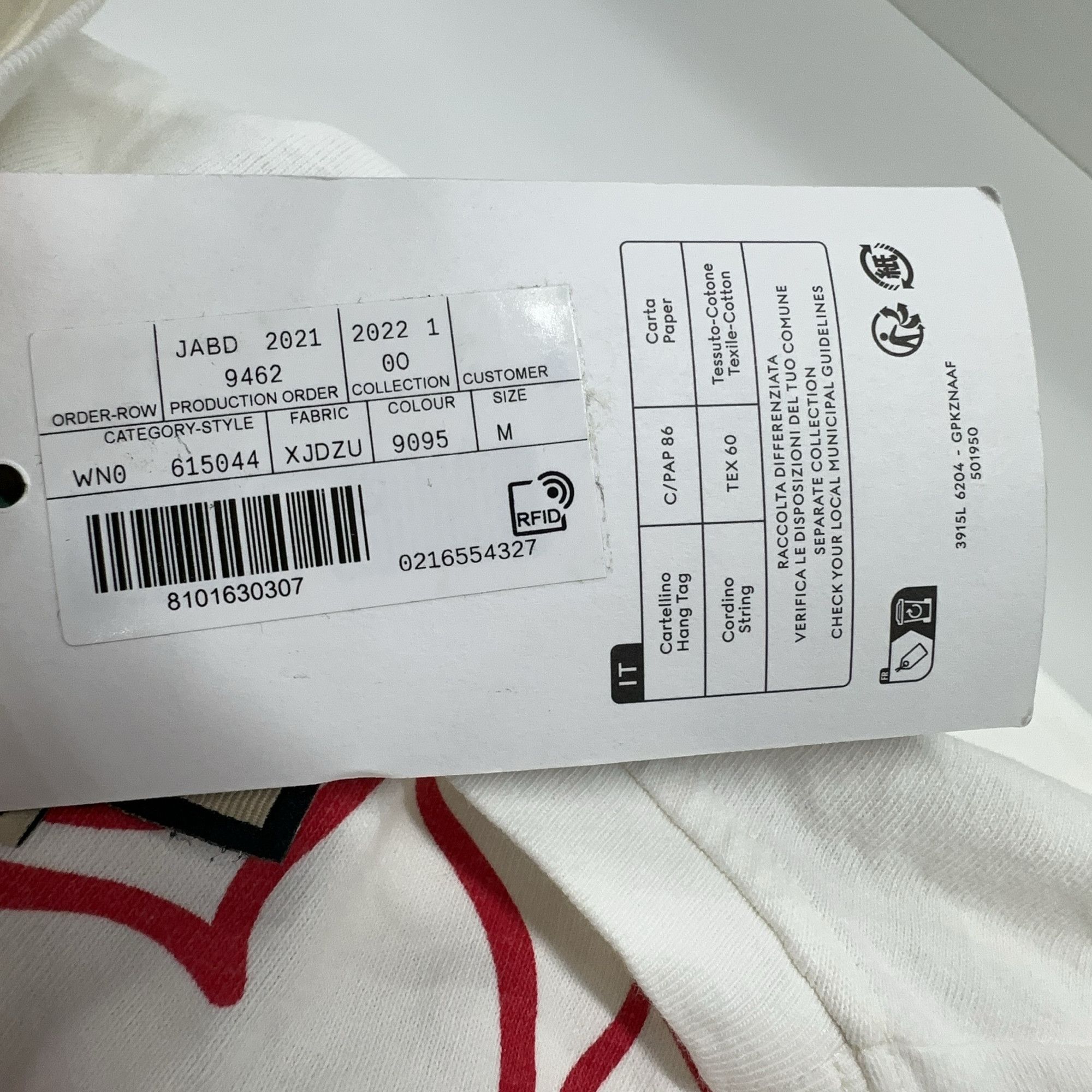 Gucci Gucci Strawberry Graphic Print T-Shirt M Size M / US 6-8 / IT 42-44 - 6 Thumbnail
