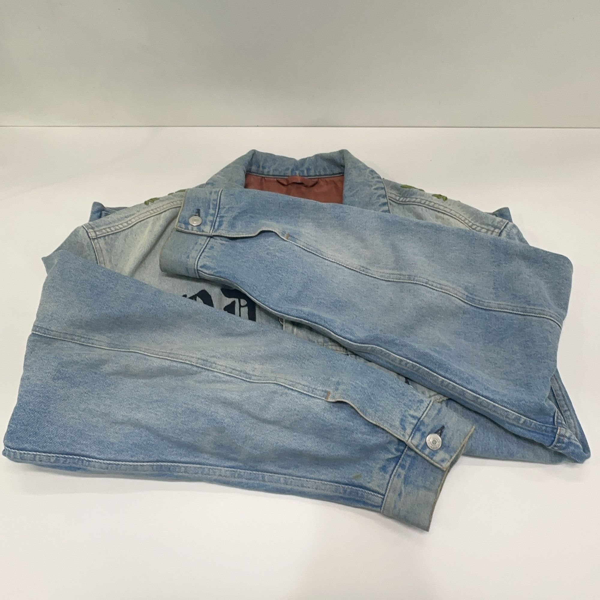 Gucci Gucci Modern Floral Embroidered Denim Jacket Size 52 Size US L / EU 52-54 / 3 - 8 Thumbnail