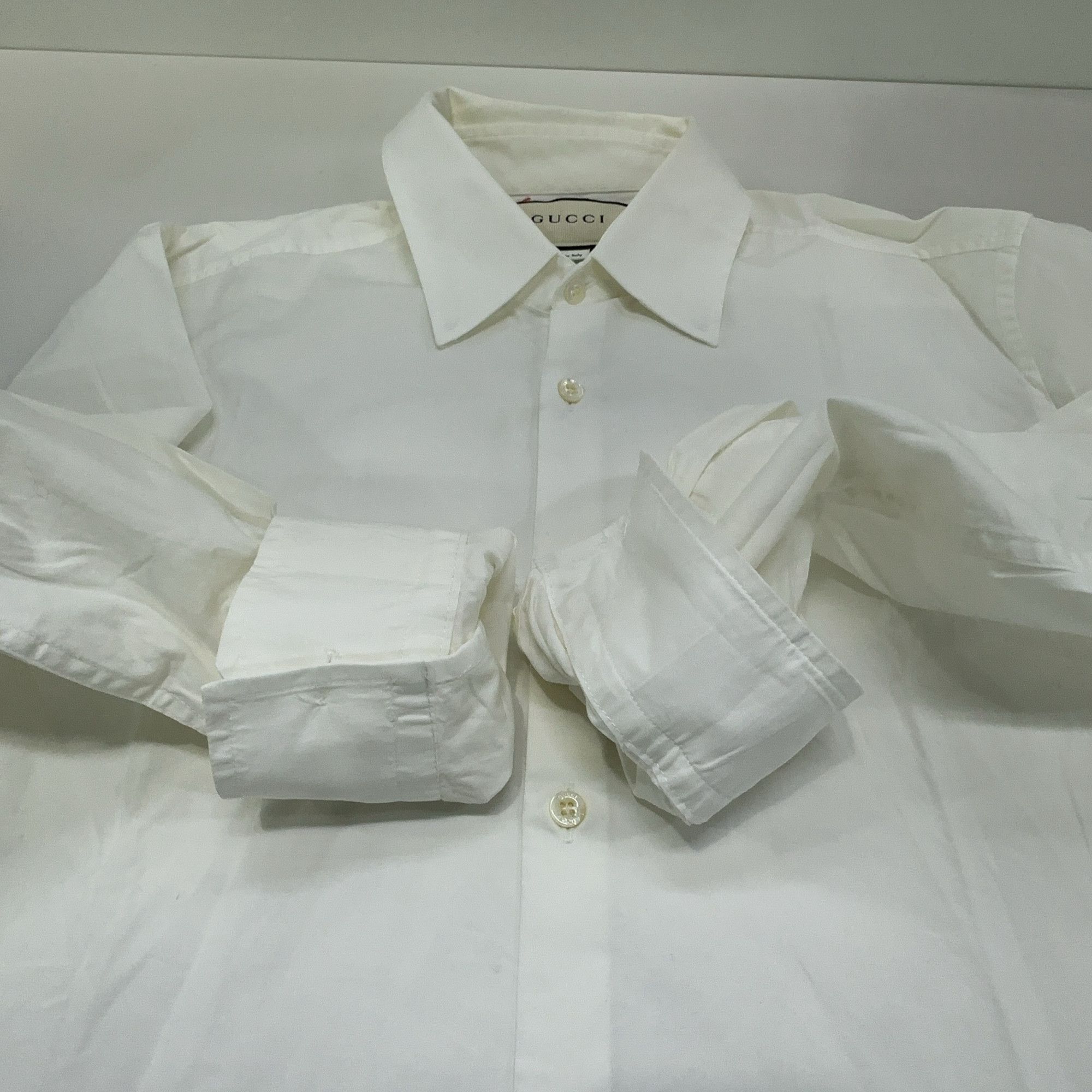 Gucci Gucci Solid White Long Sleeve Shirt 40 / 15.75 Size US M / EU 48-50 / 2 - 8 Thumbnail