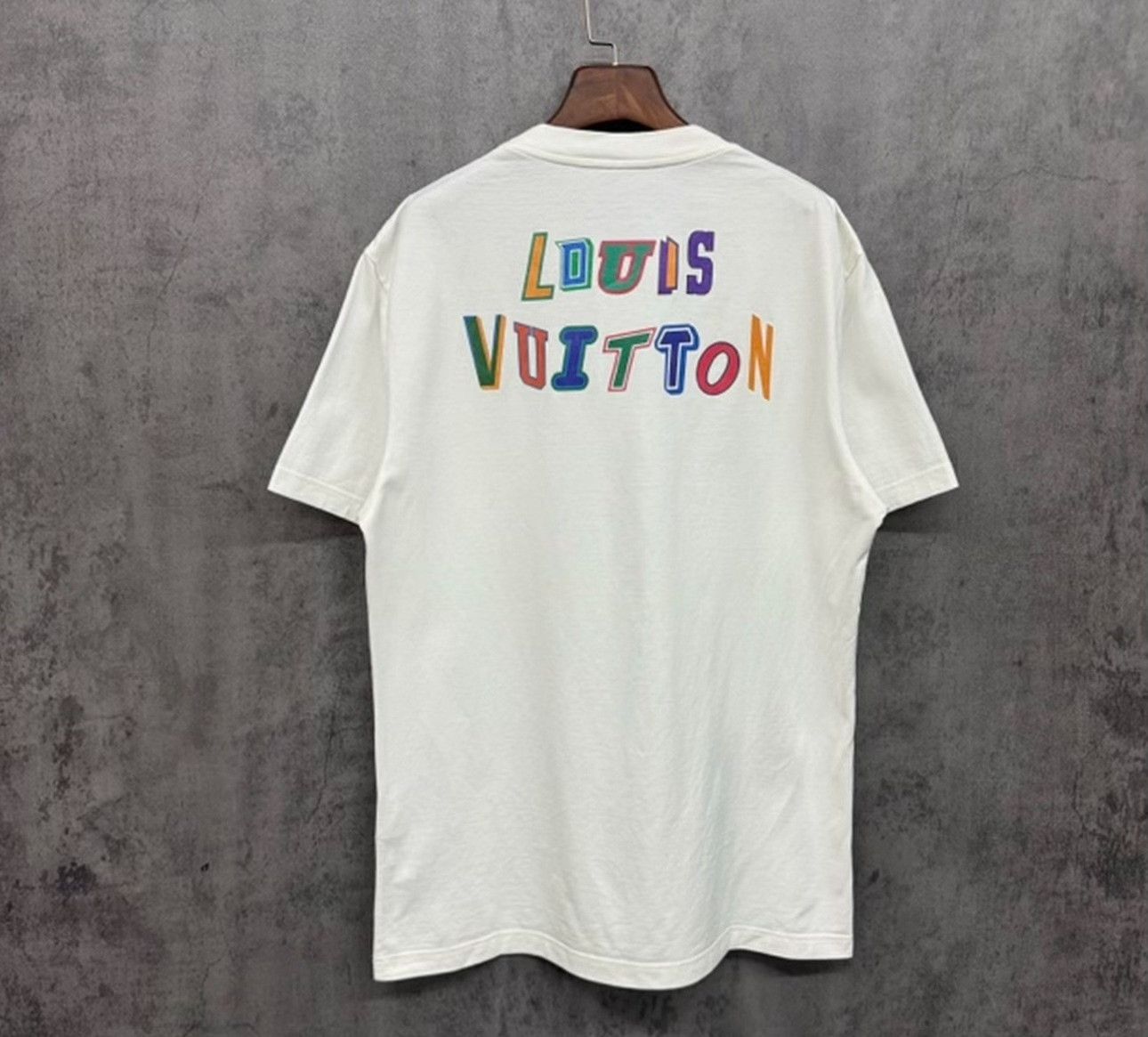 Louis Vuitton Louis Vuitton x NBA Multi-Logo T-Shirt Size M Size US M / EU 48-50 / 2 - 3 Thumbnail