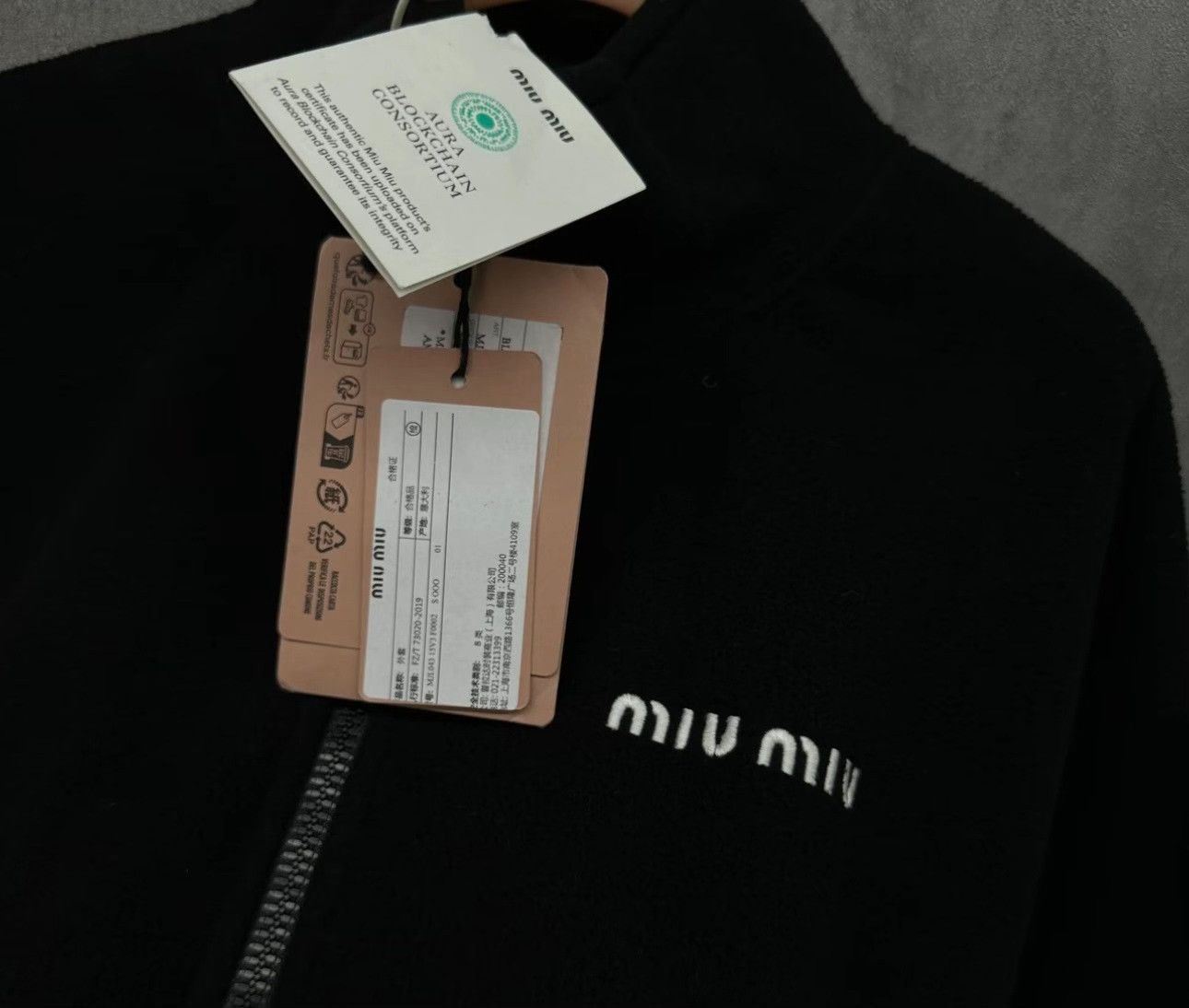 Miu Miu Miu Miu Embroidered Logo Zip-up Fleece Jacket XS Size XS / US 0-2 / IT 36-38 - 3 Thumbnail