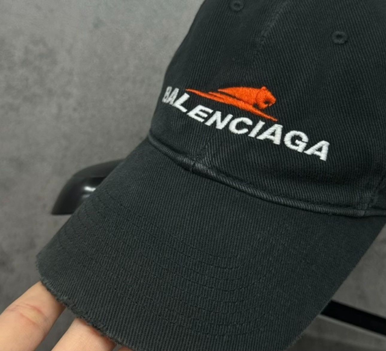 Balenciaga Balenciaga Distressed Embroidered Logo Cap S Size ONE SIZE - 3 Thumbnail