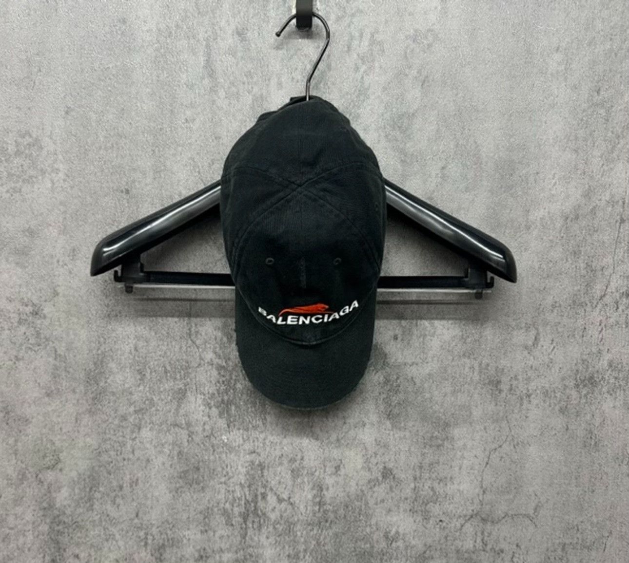 Balenciaga Balenciaga Distressed Embroidered Logo Cap S Size ONE SIZE - 2 Thumbnail