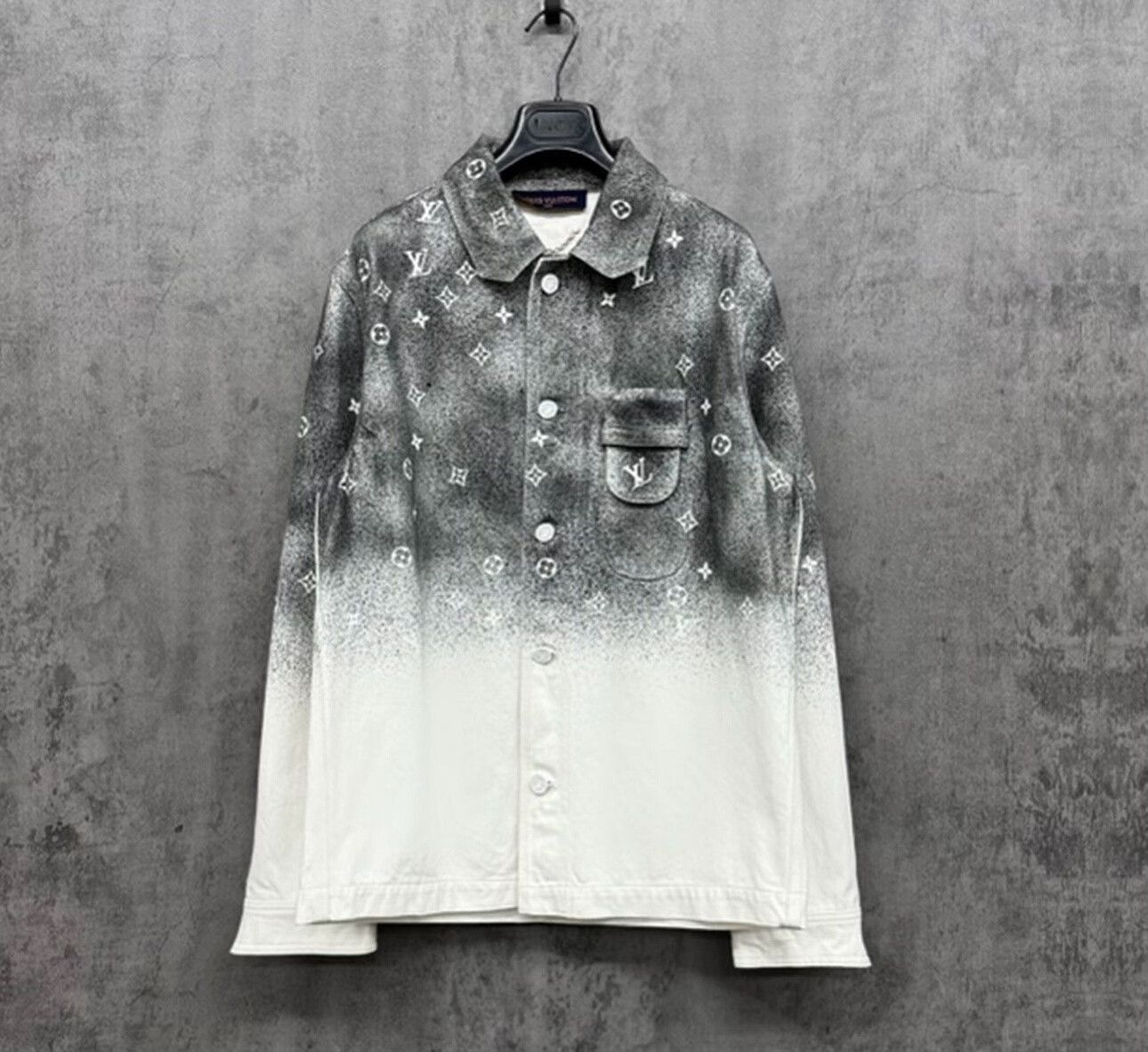 Louis Vuitton Louis Vuitton Monogram Gradient Denim Jacket S Size US S / EU 44-46 / 1 - 2 Thumbnail