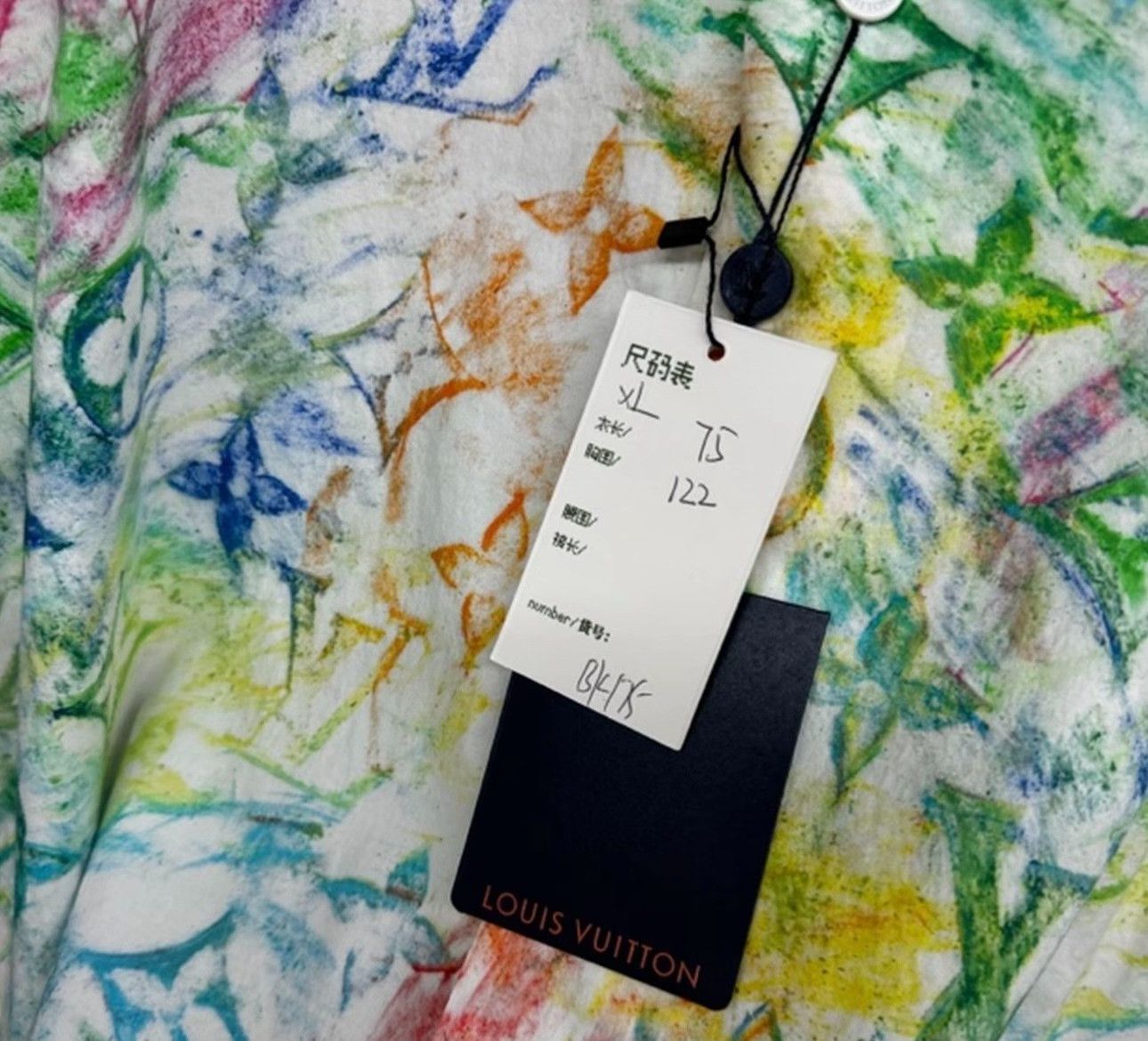 Louis Vuitton Louis Vuitton Multi Crayon Monogram Shirt XL Size US XL / EU 56 / 4 - 6 Thumbnail
