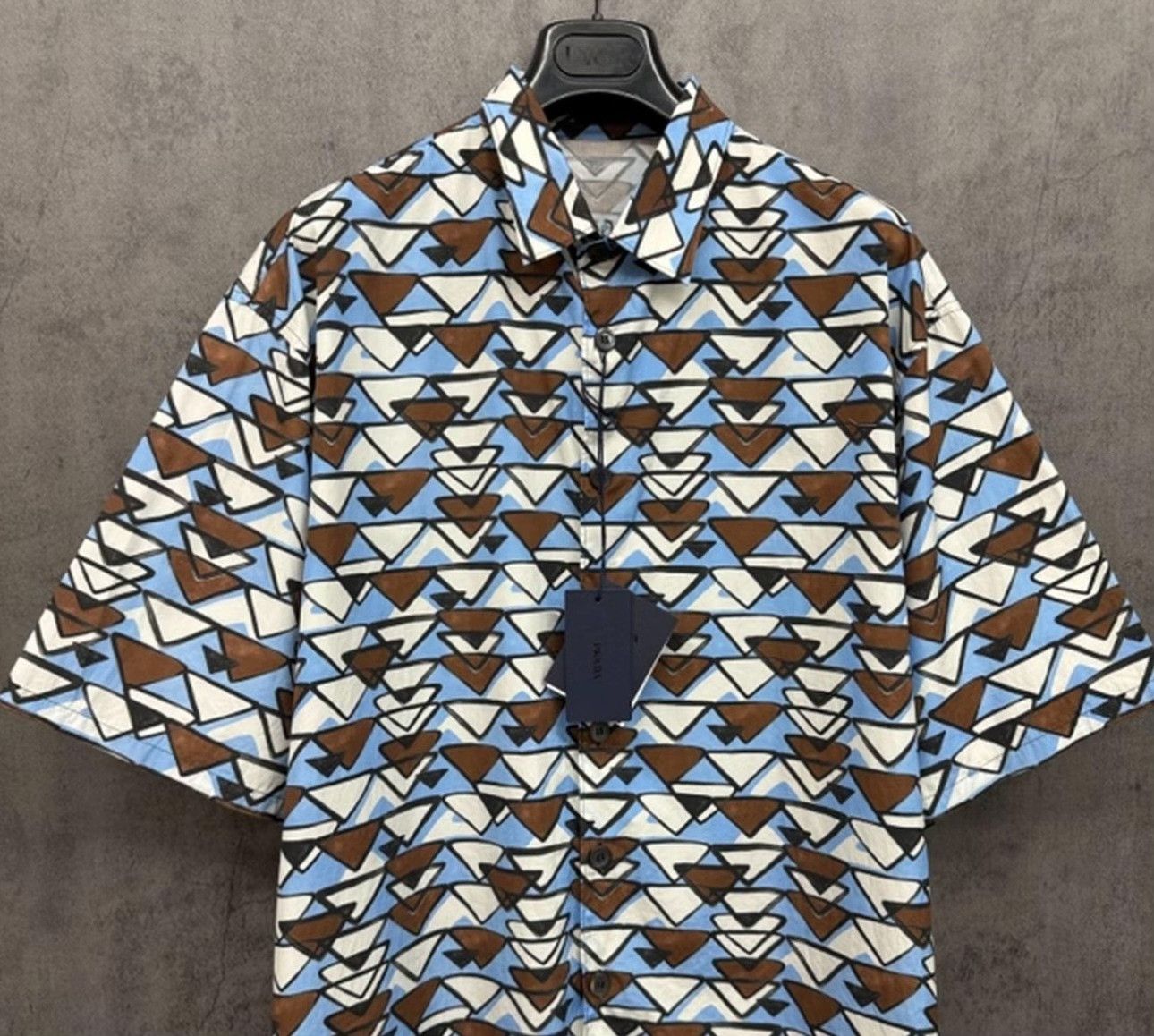 Prada Prada Triangle Print Short Sleeve Shirt XXL Size US XXL / EU 58 / 5 - 5 Thumbnail