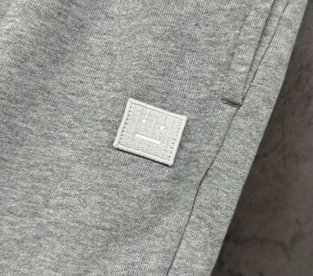 Acne Studios Acne Studios Face Patch Sweat Shorts M Size US 32 / EU 48 - 3 Thumbnail