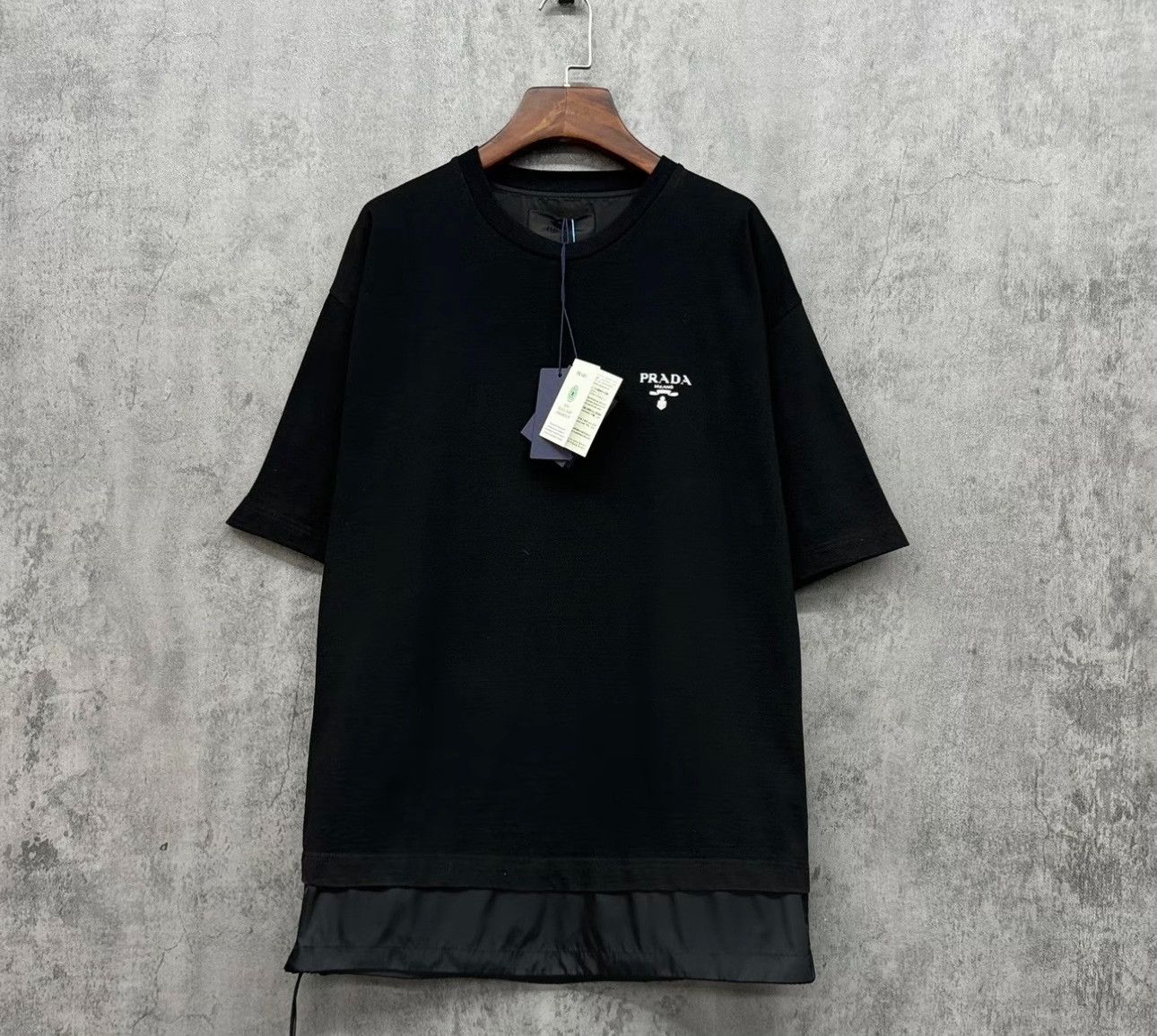 Prada Prada Nylon Trim Logo T-Shirt Size L Size US L / EU 52-54 / 3 - 2 Thumbnail