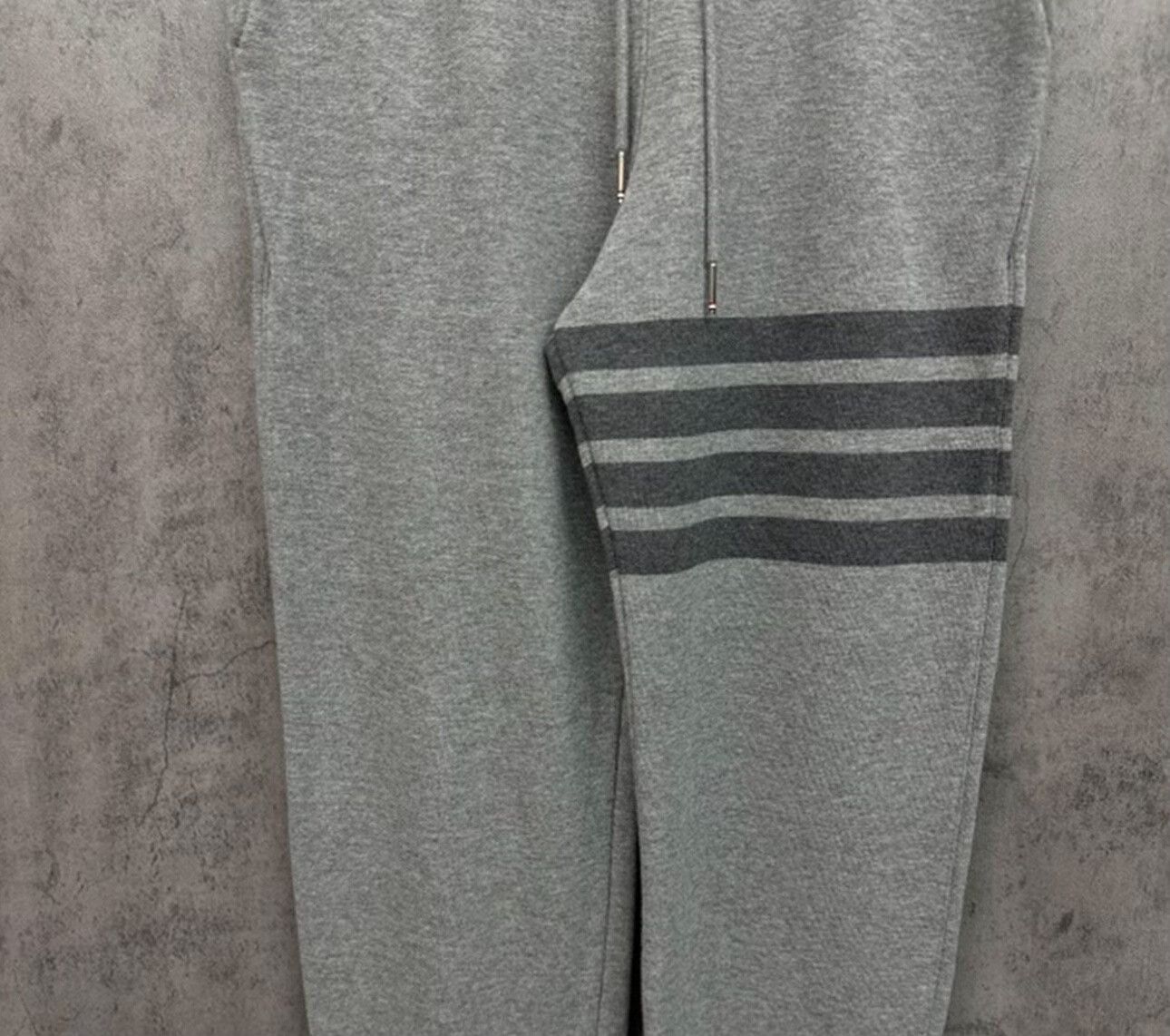 Thom Browne Thom Browne 4-Bar Stripe Sweatpants Size 2 Size US 32 / EU 48 - 3 Thumbnail