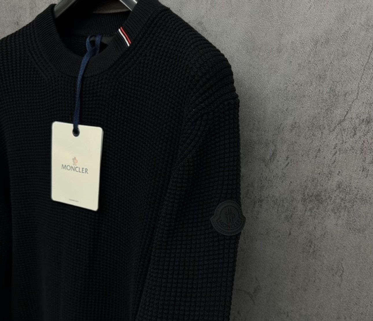 Moncler Moncler Waffle Knit Sweater Size L Size US L / EU 52-54 / 3 - 3 Thumbnail
