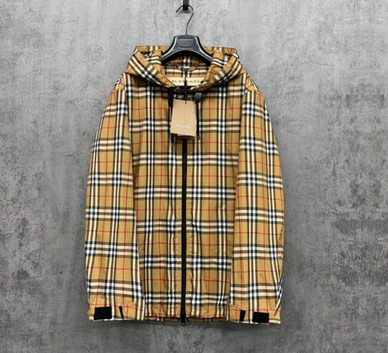 Burberry Burberry Vintage Check Hooded Windbreaker Jacket 54 Size US L / EU 52-54 / 3 - 2 Thumbnail