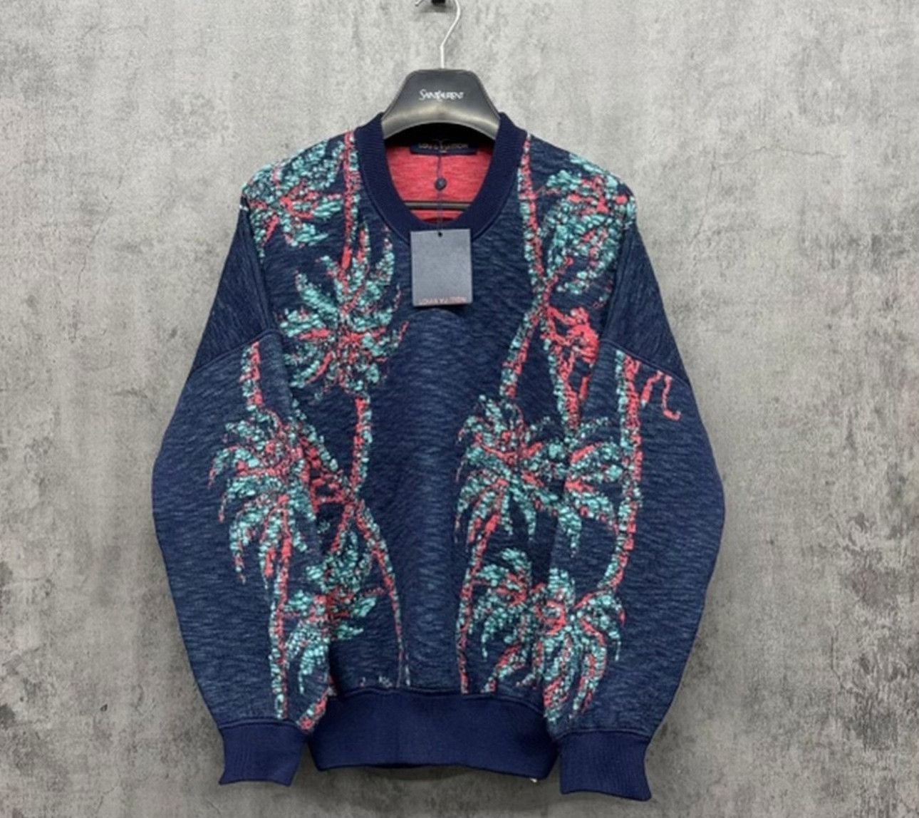 Louis Vuitton Louis Vuitton Floral Palm Embroidered Knit Sweater M Size US M / EU 48-50 / 2 - 2 Thumbnail