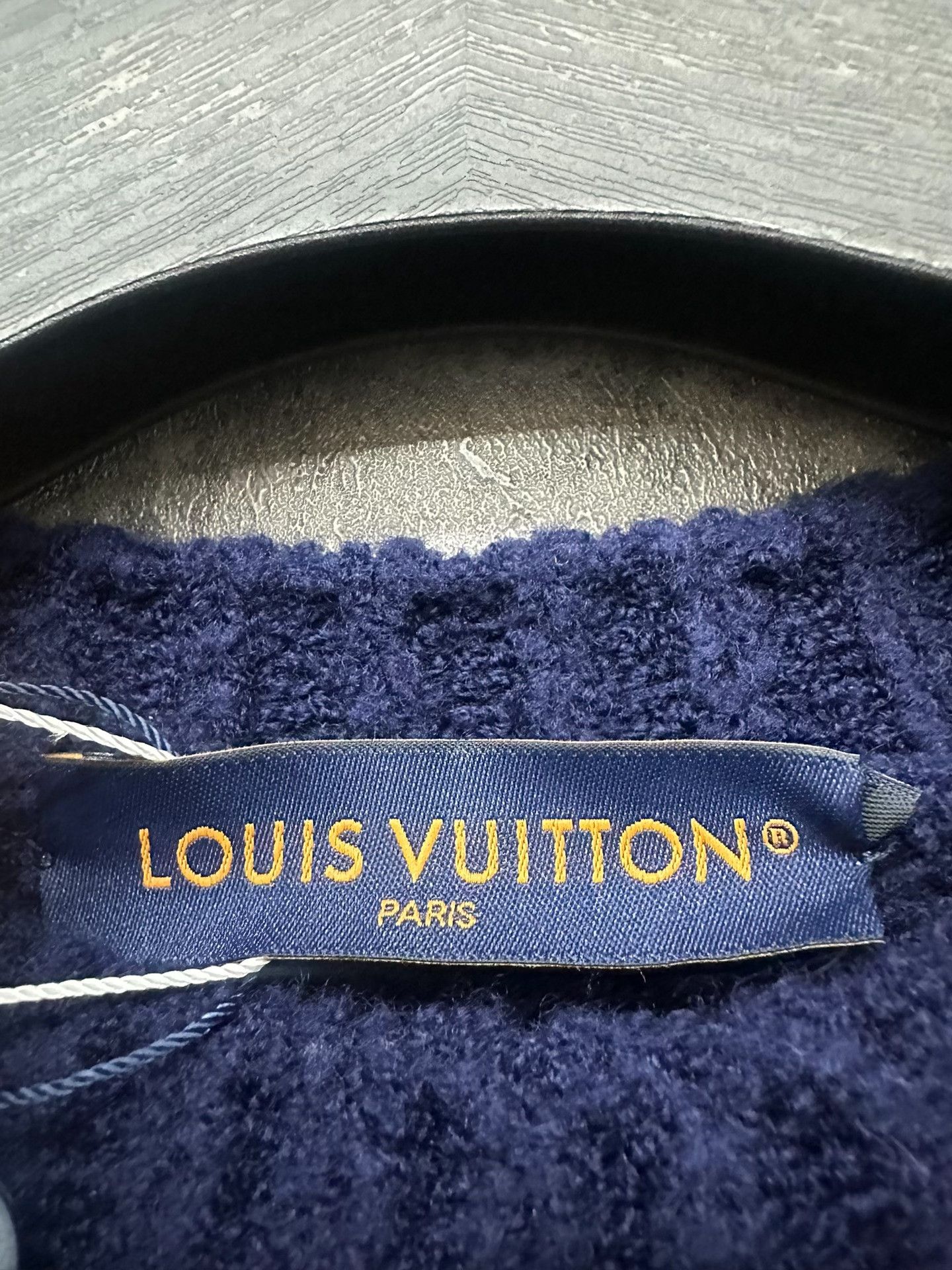 Louis Vuitton Louis Vuitton LV Logo Intarsia Sweater US M Size US M / EU 48-50 / 2 - 4 Thumbnail