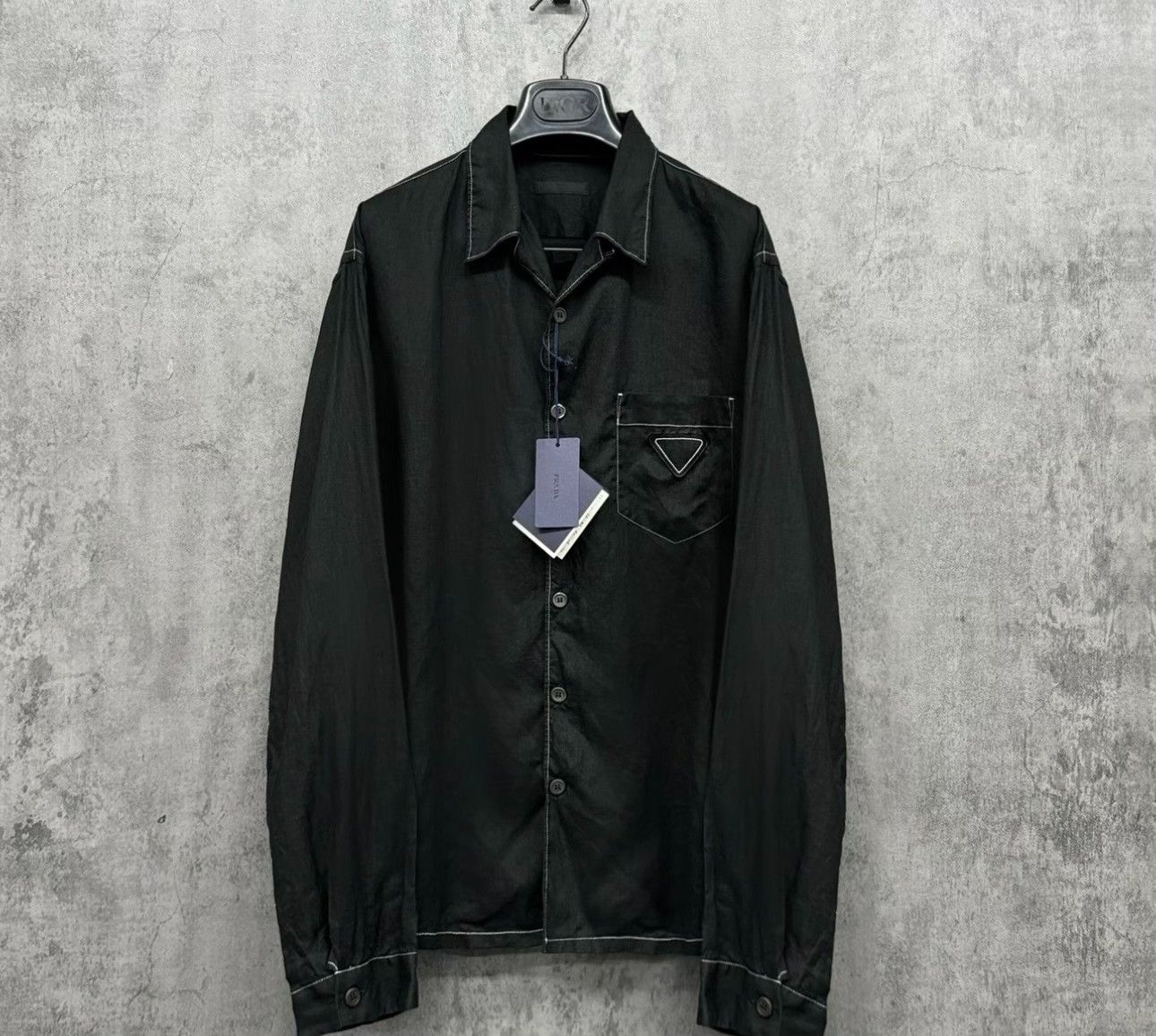 Prada Prada Triangle Logo Linen Shirt XXL Size US XXL / EU 58 / 5 - 2 Thumbnail