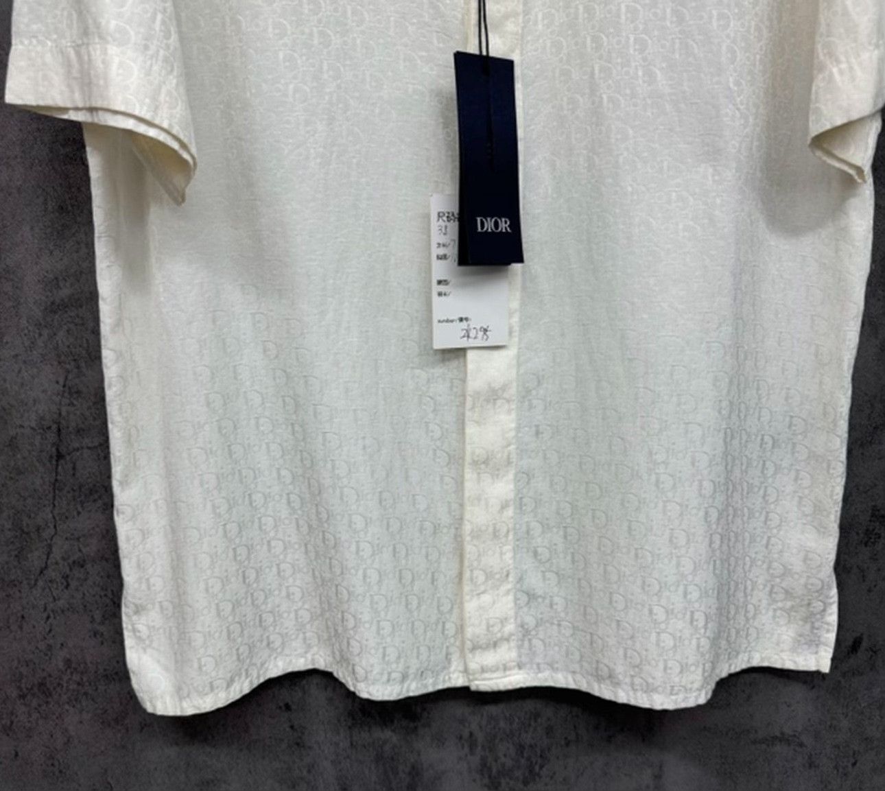 Dior Dior Oblique Silk Short Sleeve Shirt Size S Size US S / EU 44-46 / 1 - 3 Thumbnail