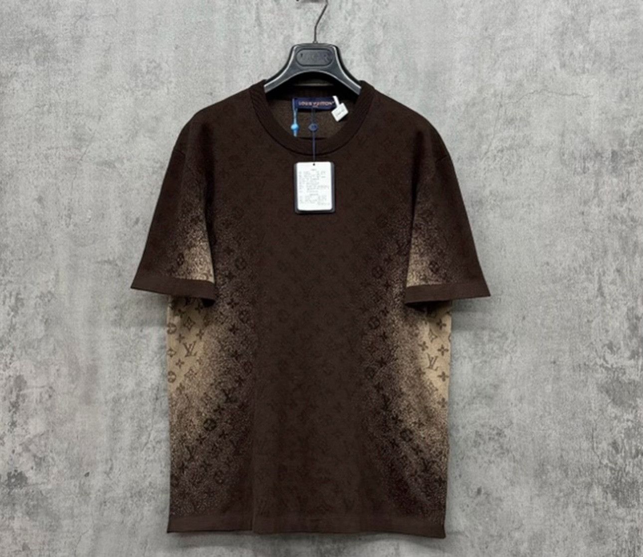 Louis Vuitton Louis Vuitton Monogram Knit T-Shirt Size M Size US M / EU 48-50 / 2 - 2 Thumbnail