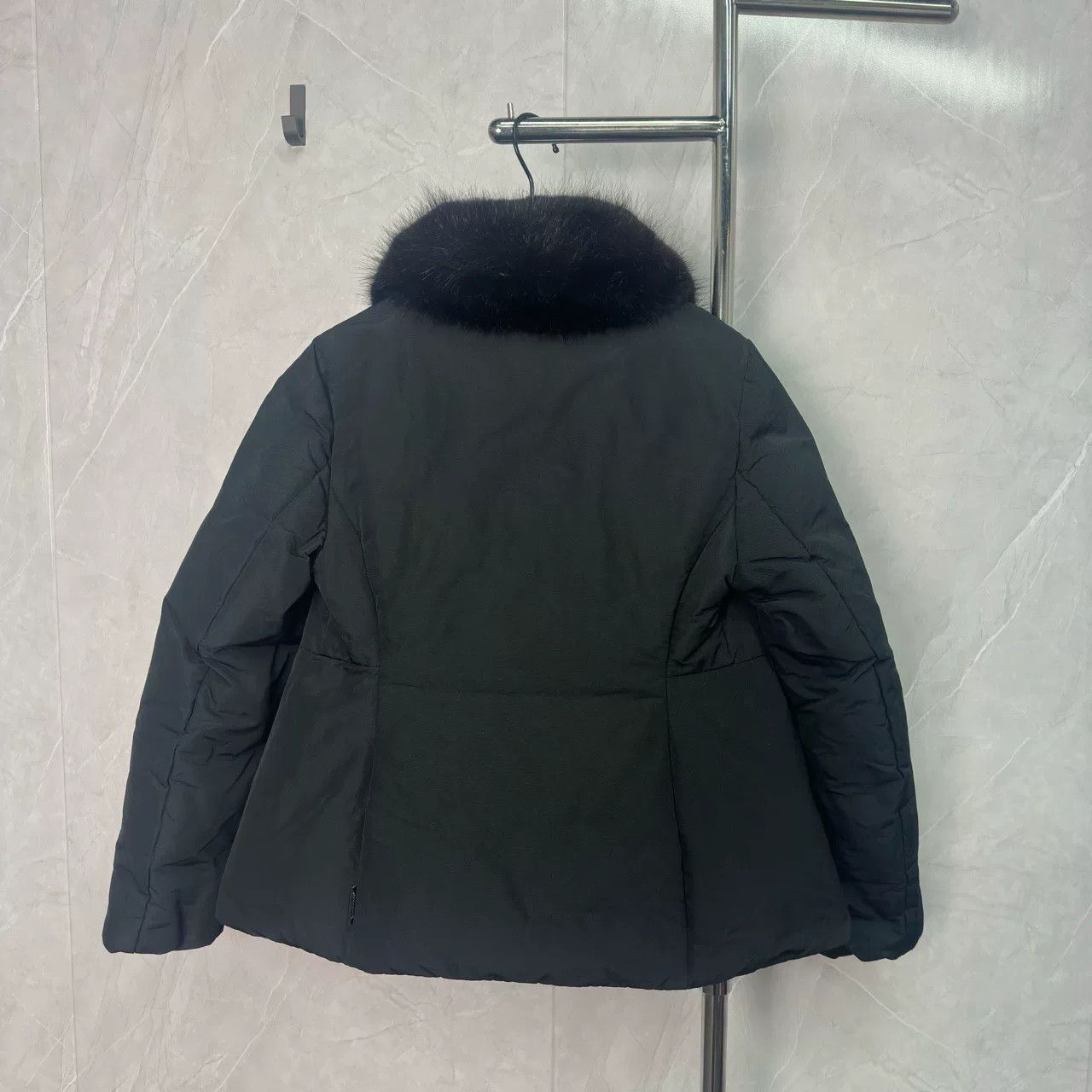 Moncler Moncler Fur Trim Puffer Jacket Size 0 Size XS / US 0-2 / IT 36-38 - 3 Thumbnail