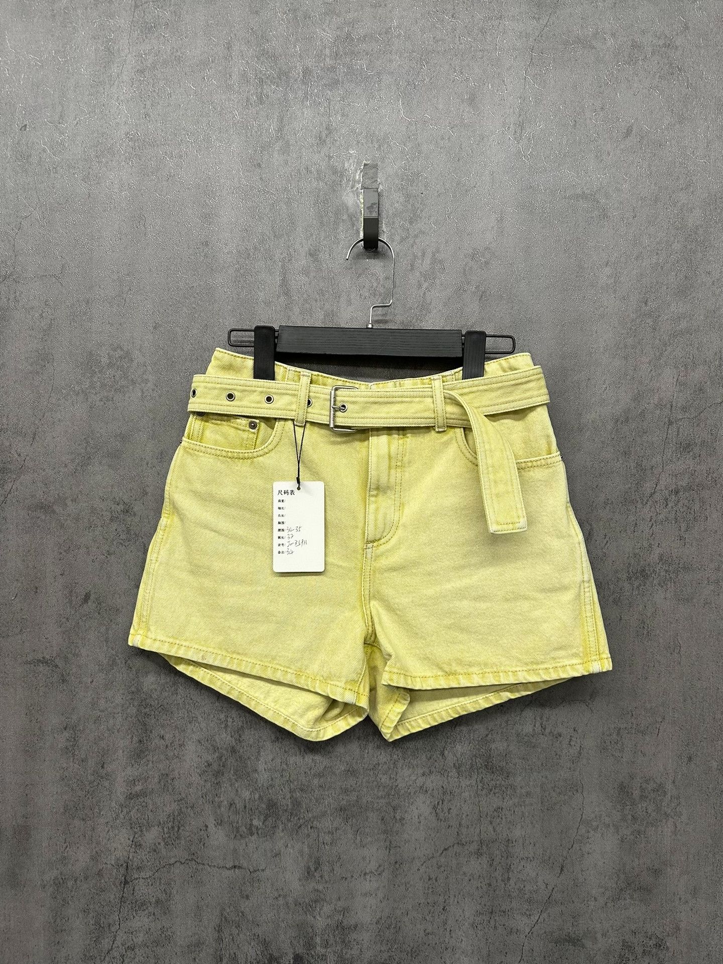 Dior Dior Belted Yellow Denim Shorts FR 34 Size 25" / US 0 / IT 36 - 2 Thumbnail