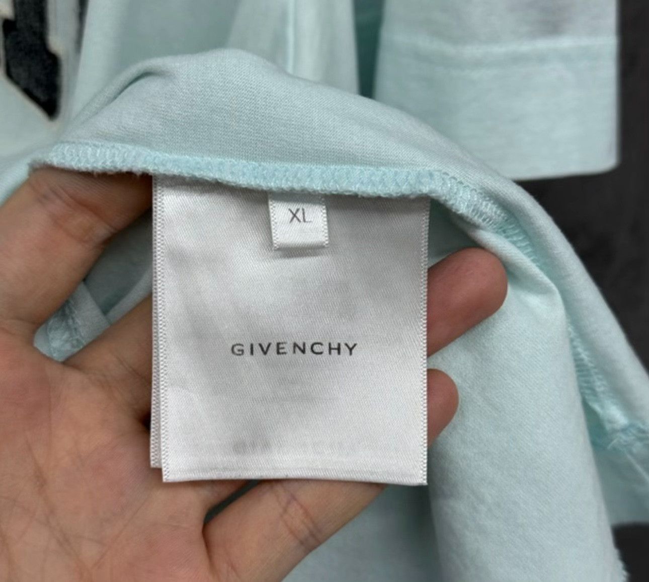 Givenchy Givenchy Embroidered Logo T-Shirt XL Size US XL / EU 56 / 4 - 5 Thumbnail