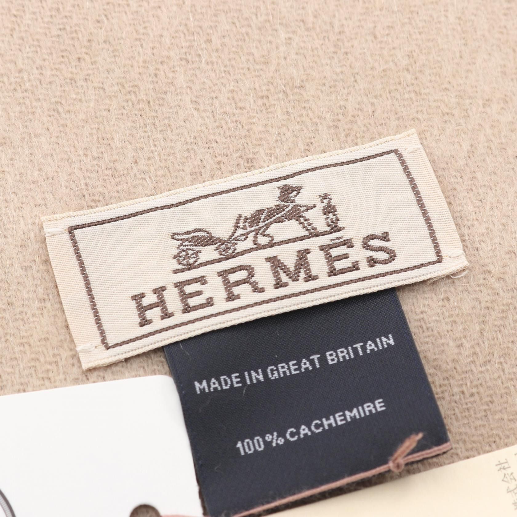 Hermes Hermes Hermes Recto Verso Cashmere Scarf Textile Scarf DUTY FREE for USA Size ONE SIZE - 3 Thumbnail
