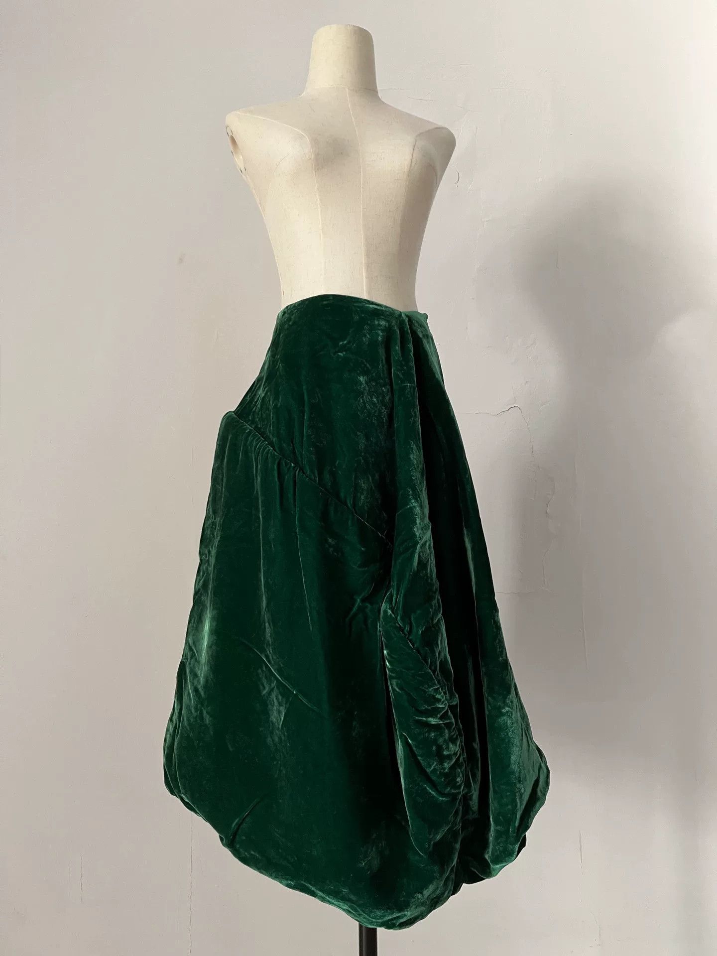 Rei Kawakubo Comme des Garcons 1996FW Green Velvet Skirt Size 28" / US 6 / IT 42 - 2 Thumbnail