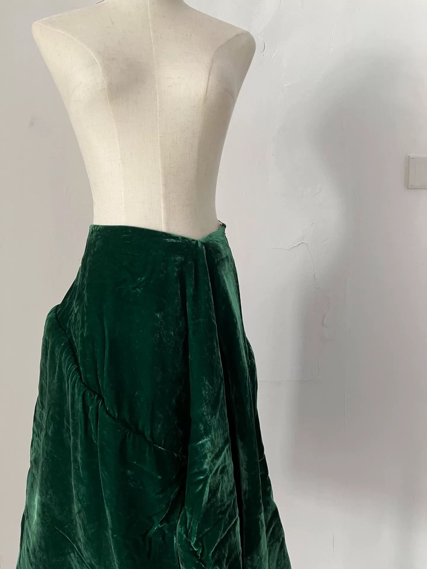 Rei Kawakubo Comme des Garcons 1996FW Green Velvet Skirt Size 28" / US 6 / IT 42 - 5 Thumbnail