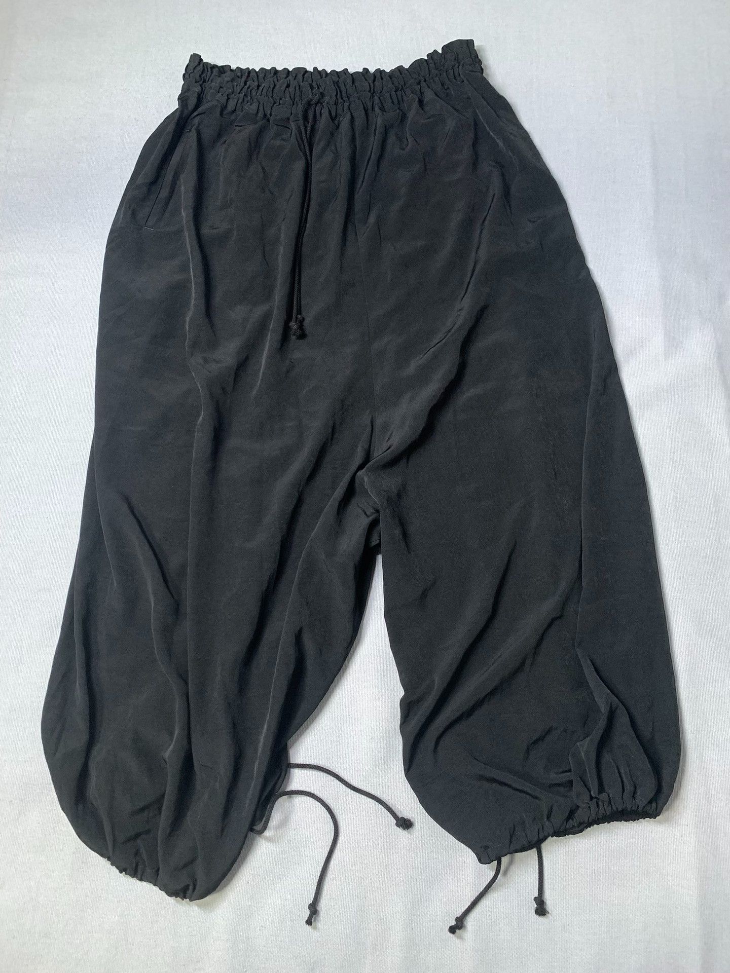 Y's Yohji Yamamoto 22SS Triacetate Harem Pants Size 28" / US 6 / IT 42 - 2 Thumbnail