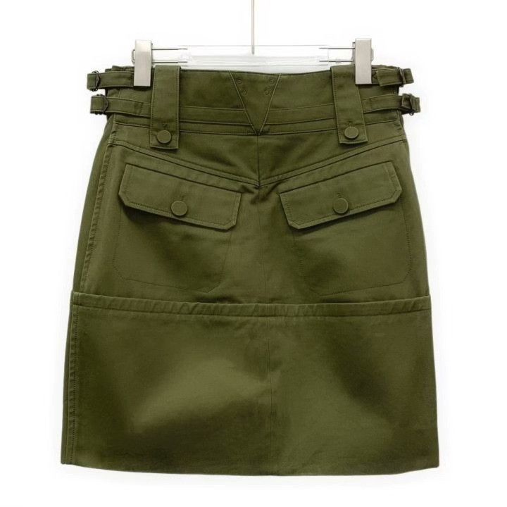 Louis Vuitton Louis Vuitton Green Cargo Mini Skirt Size 28" / US 6 / IT 42 - 2 Thumbnail