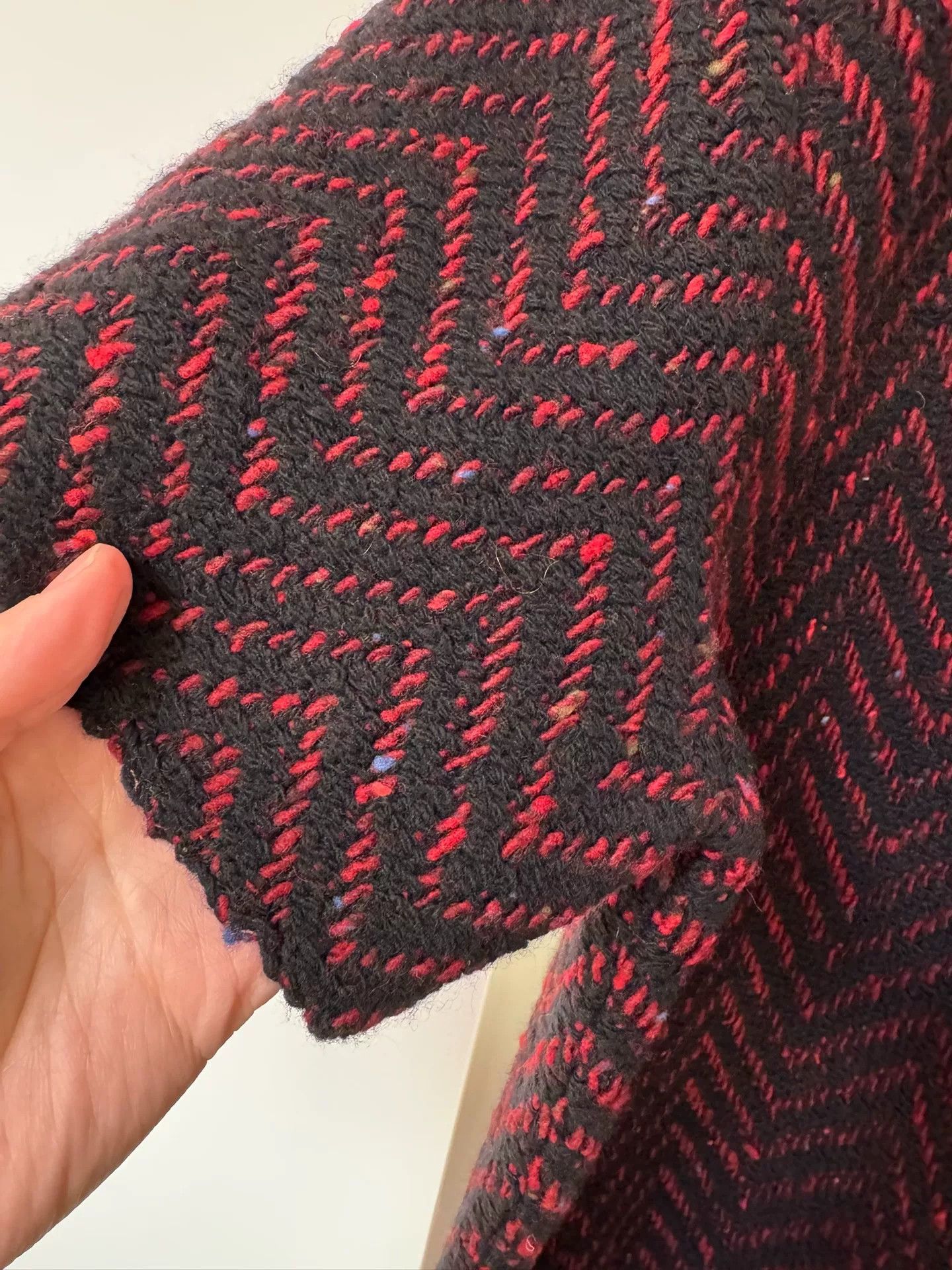 Valentino Valentino Red Short-Sleeve Unisex Sweater Size US M / EU 48-50 / 2 - 8 Thumbnail