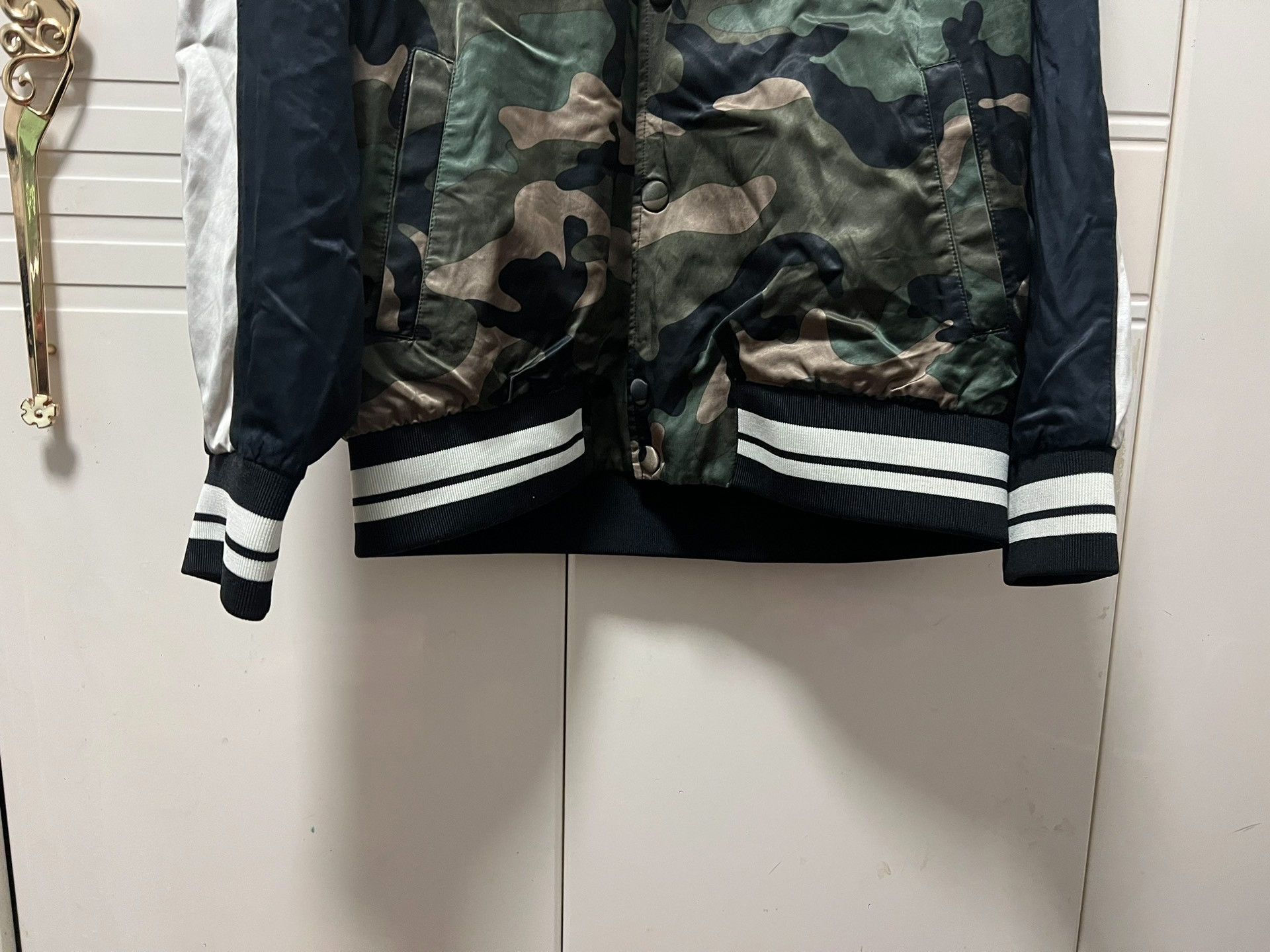 Valentino Valentino Camouflage Bomber Casual Jacket Size US M / EU 48-50 / 2 - 5 Thumbnail