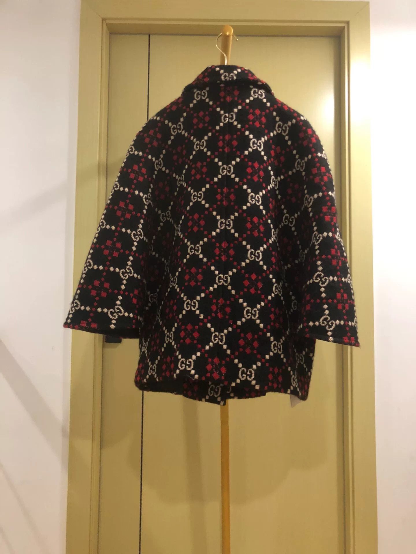 Gucci Gucci Red Black Diamond Pattern Coat Size US M / EU 48-50 / 2 - 2 Thumbnail