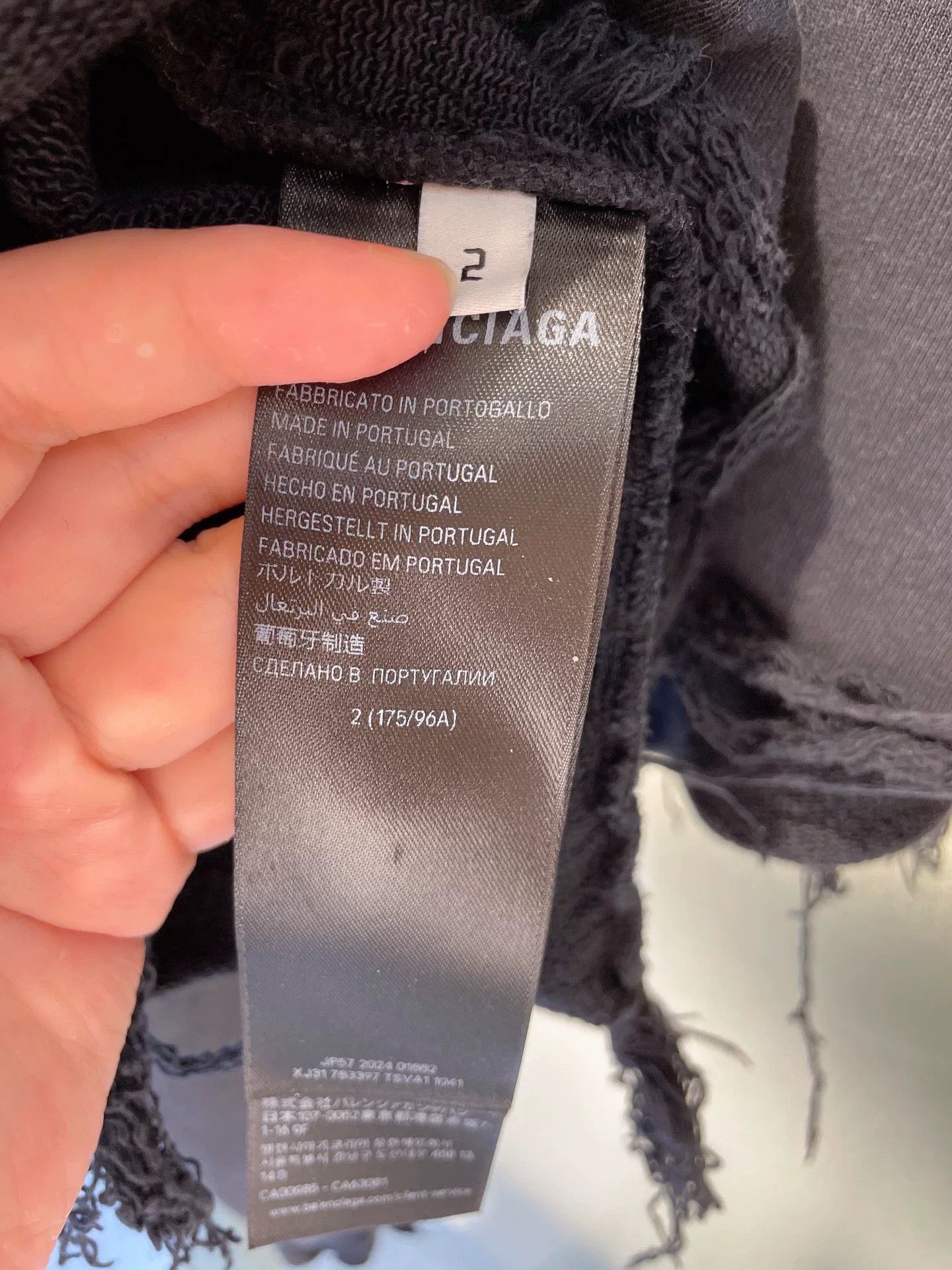 Balenciaga Balenciaga 2025 New Distressed Hoodie Size US M / EU 48-50 / 2 - 3 Thumbnail