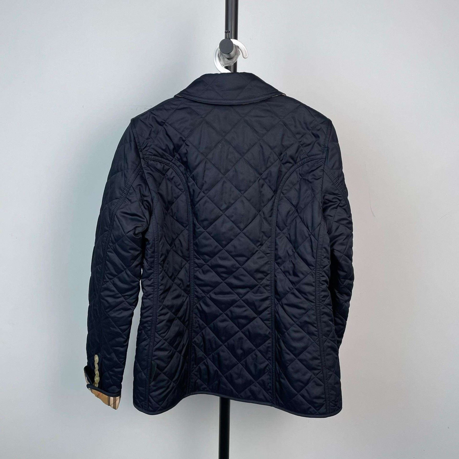 Burberry Burberry Blue-Black Diamond-Quilted Jacket Size US M / EU 48-50 / 2 - 2 Thumbnail