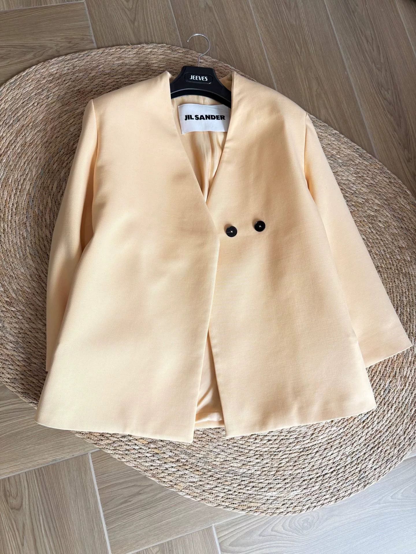 Jil Sander Jil Sander Classic Apricot Double-Breasted Coat Size M / US 6-8 / IT 42-44 - 3 Thumbnail