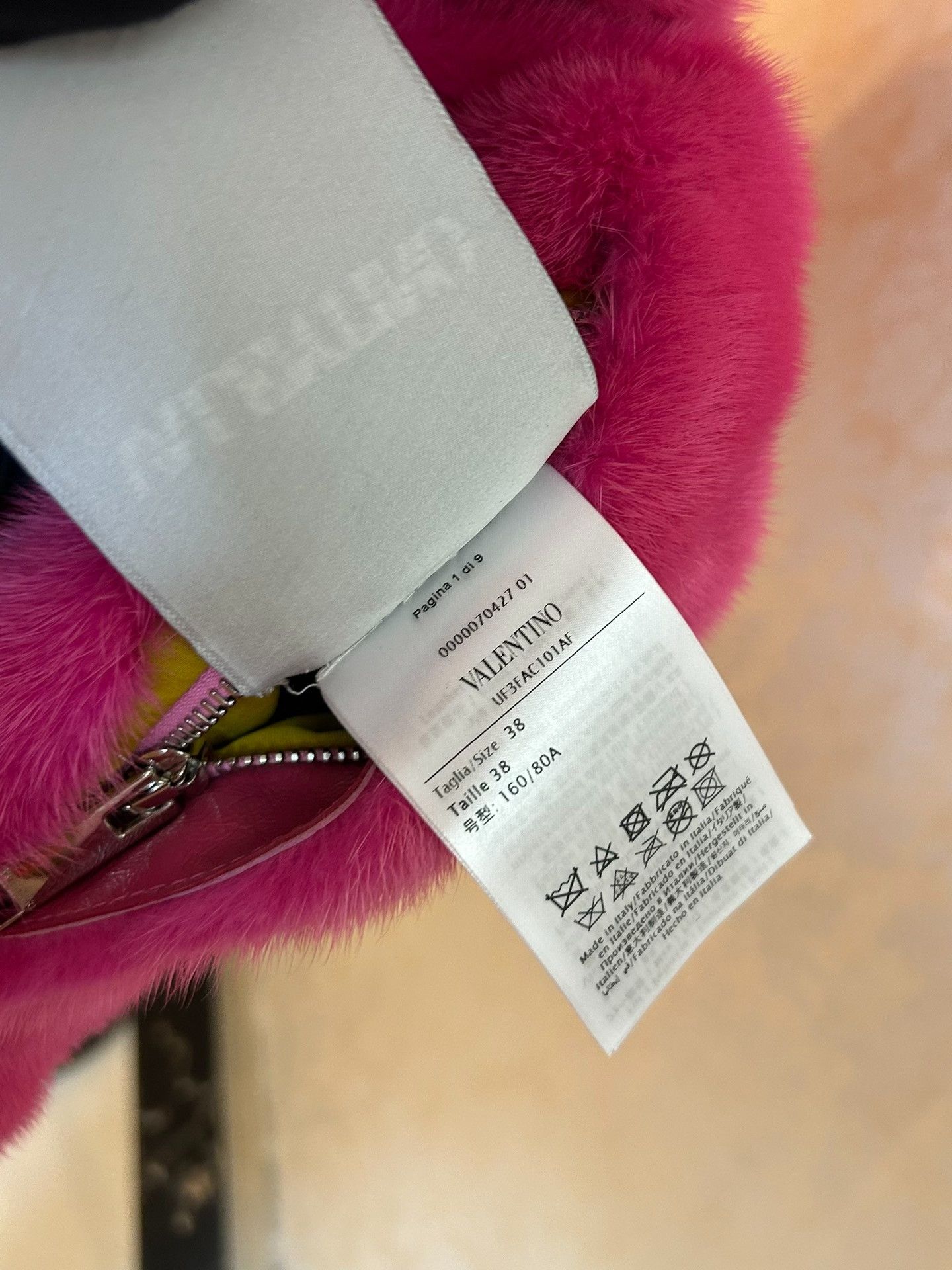 Valentino Valentino Rose Red Fur Hooded Coat Size M / US 6-8 / IT 42-44 - 5 Thumbnail