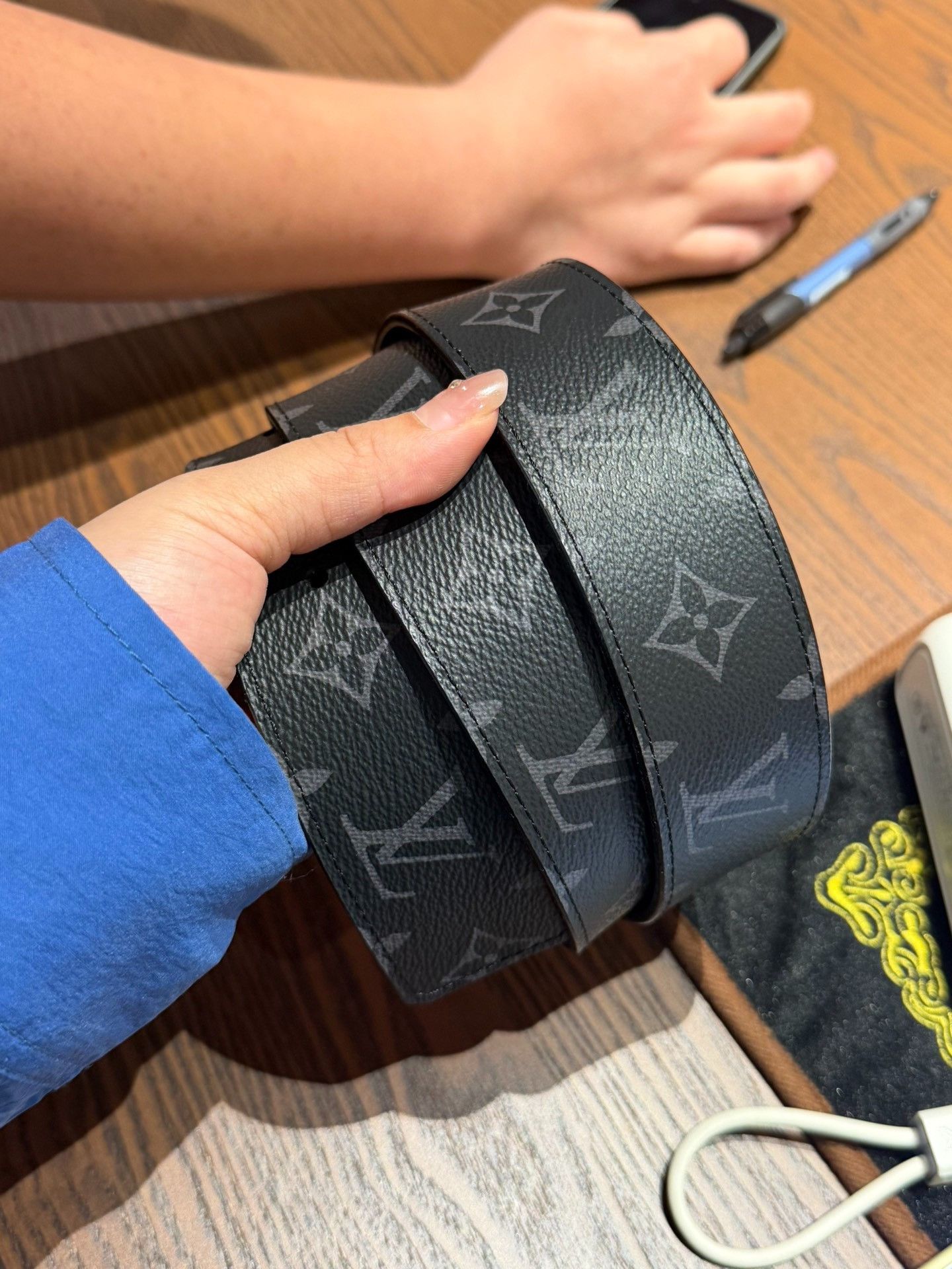 Louis Vuitton Louis Vuitton Black Monogram Men's Belt Size ONE SIZE - 4 Thumbnail