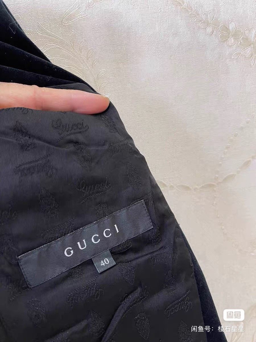 Gucci Gucci Black Silk Velvet Runway Blazer Size M / US 6-8 / IT 42-44 - 3 Thumbnail