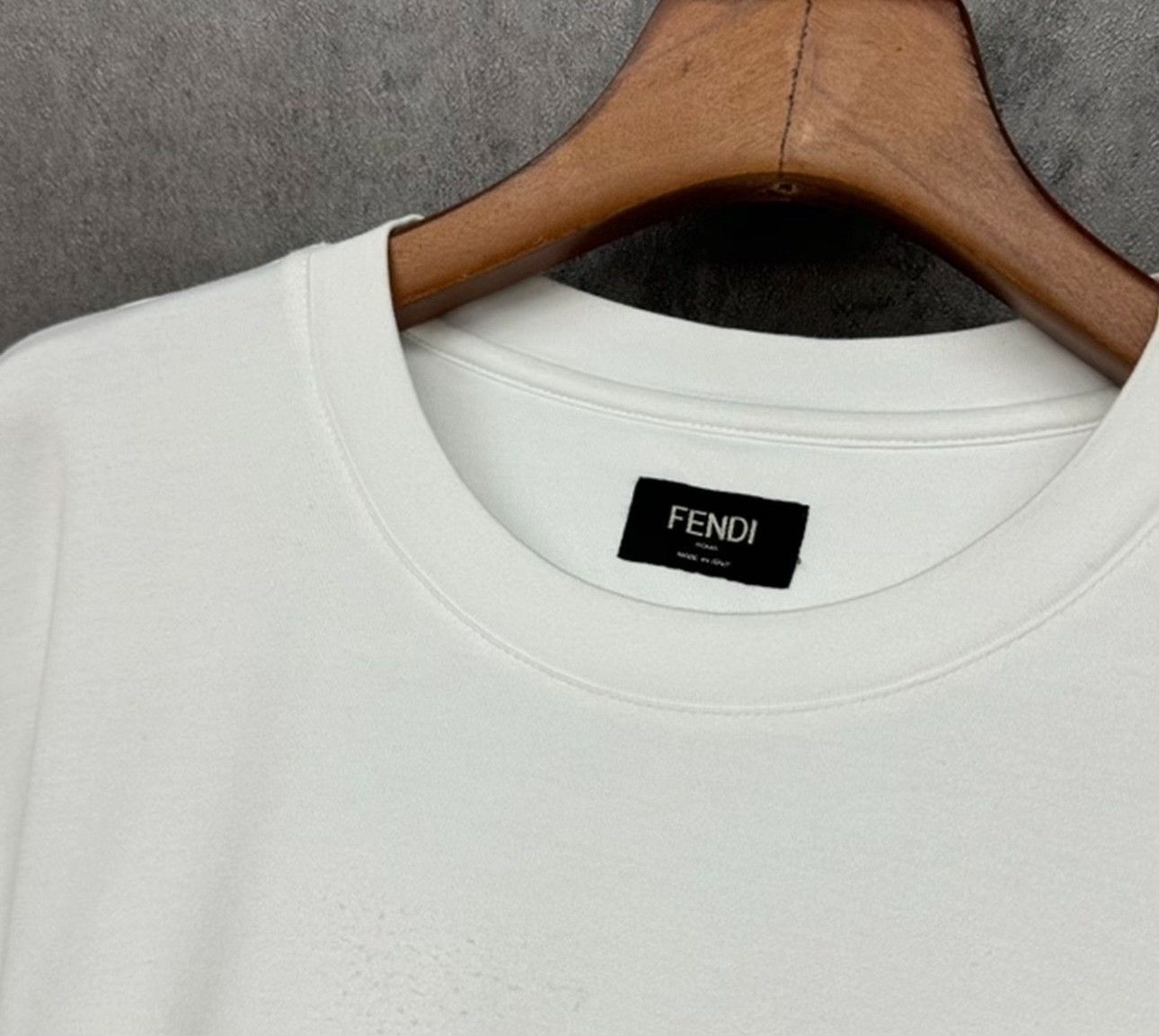 Fendi Fendi Zipper Pocket T-Shirt Size M Size US M / EU 48-50 / 2 - 4 Thumbnail