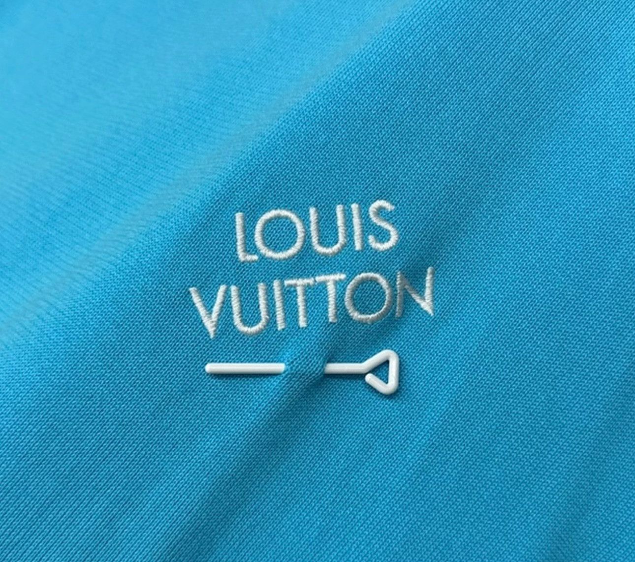 Louis Vuitton Louis Vuitton Blue Pin Logo Knit T-Shirt XXL Size US XXL / EU 58 / 5 - 3 Thumbnail