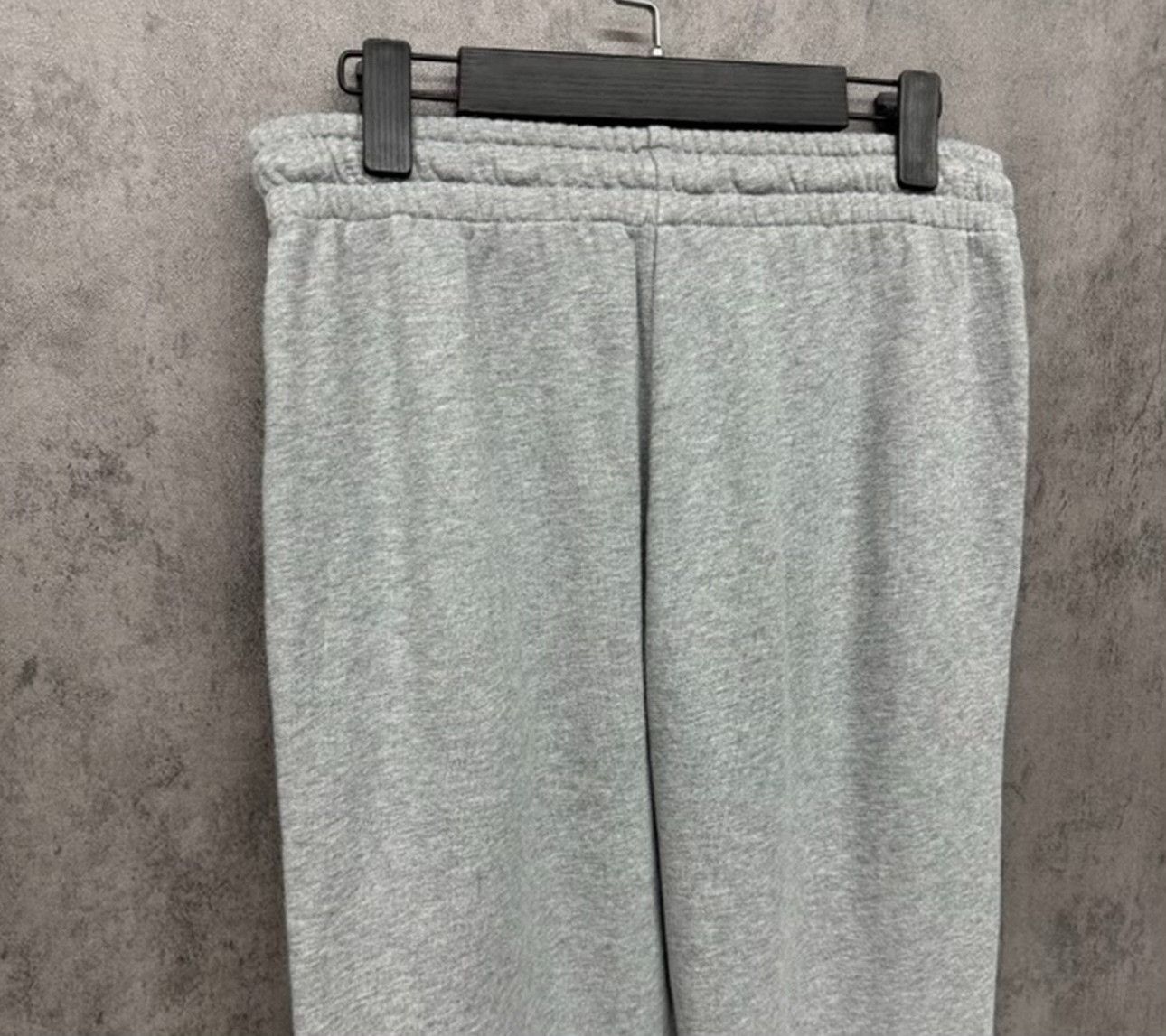 Celine CELINE Logo Embroidered Sweatpants Size M Size US 32 / EU 48 - 4 Thumbnail