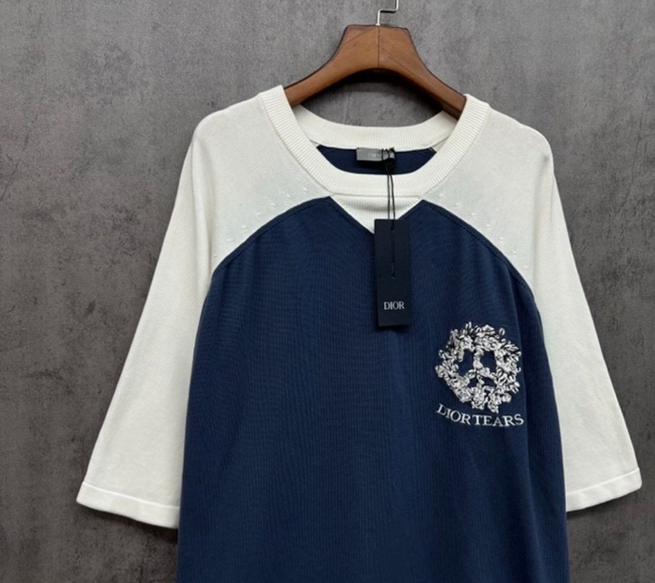 Dior Dior x Dior Tears Embroidered Knit Sweater XL Size US XL / EU 56 / 4 - 4 Thumbnail