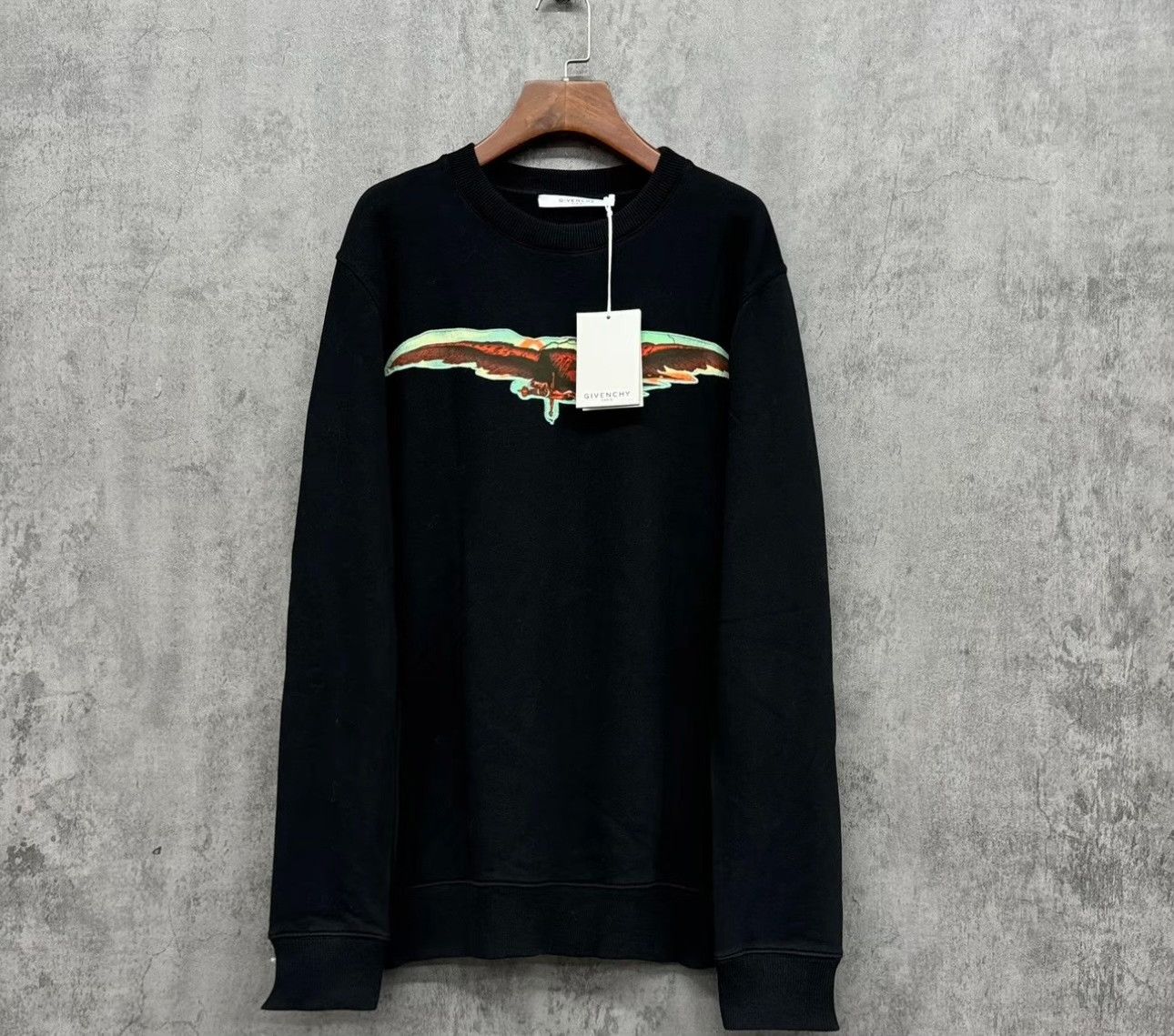 Givenchy Givenchy Graphic Embroidered Sweatshirt Size M Size US M / EU 48-50 / 2 - 2 Thumbnail