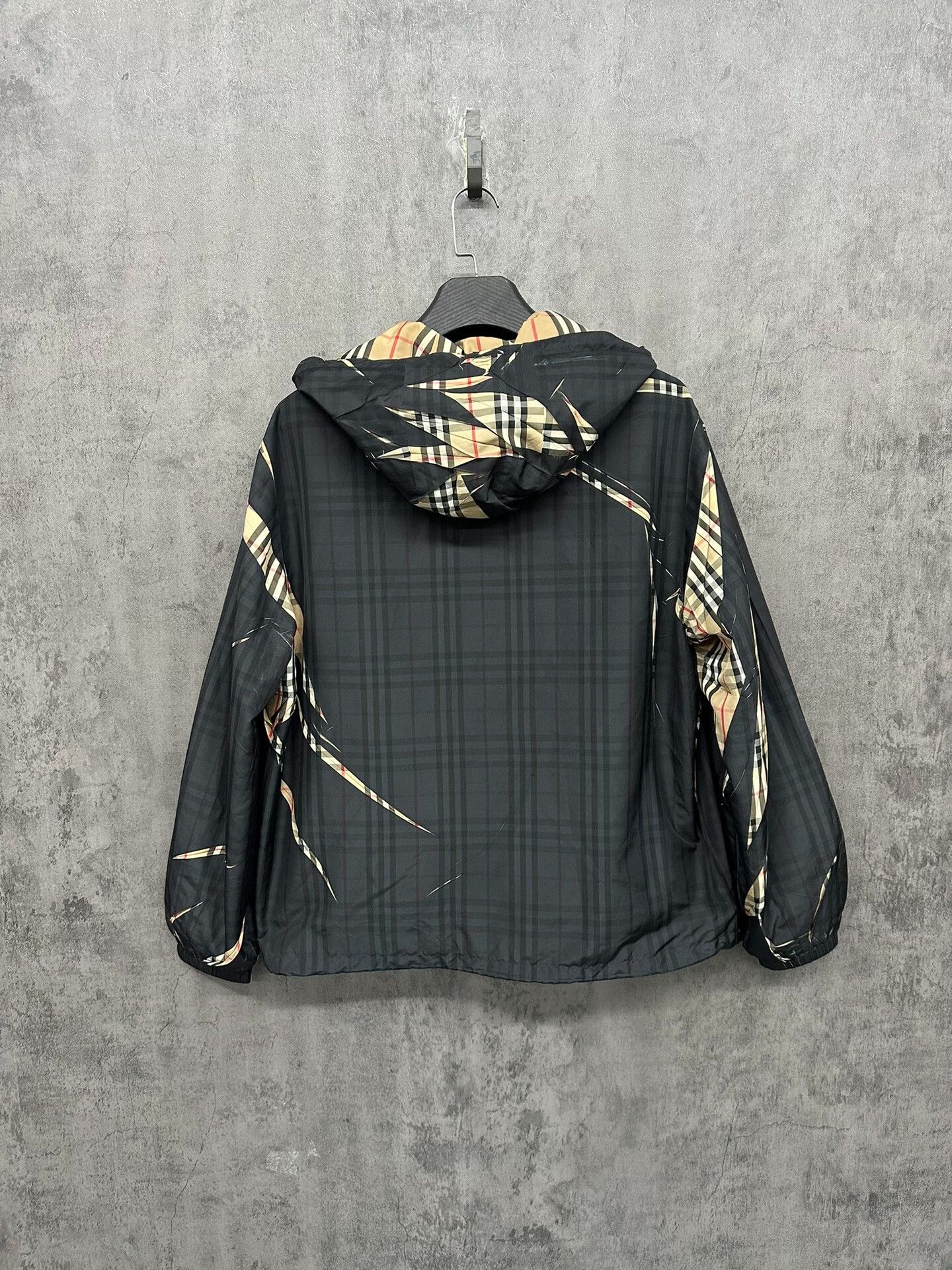 Burberry Burberry Sliced Check Hooded Jacket Size US M Size US M / EU 48-50 / 2 - 4 Thumbnail