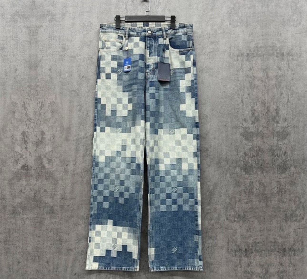 Louis Vuitton Louis Vuitton Damier Checkerboard Denim Jeans 34 Size US 34 / EU 50 - 2 Thumbnail